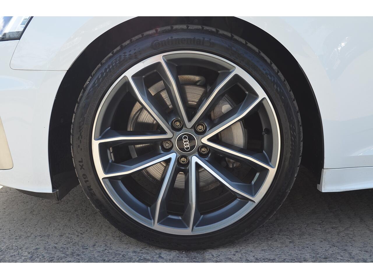 Audi A5 view 36