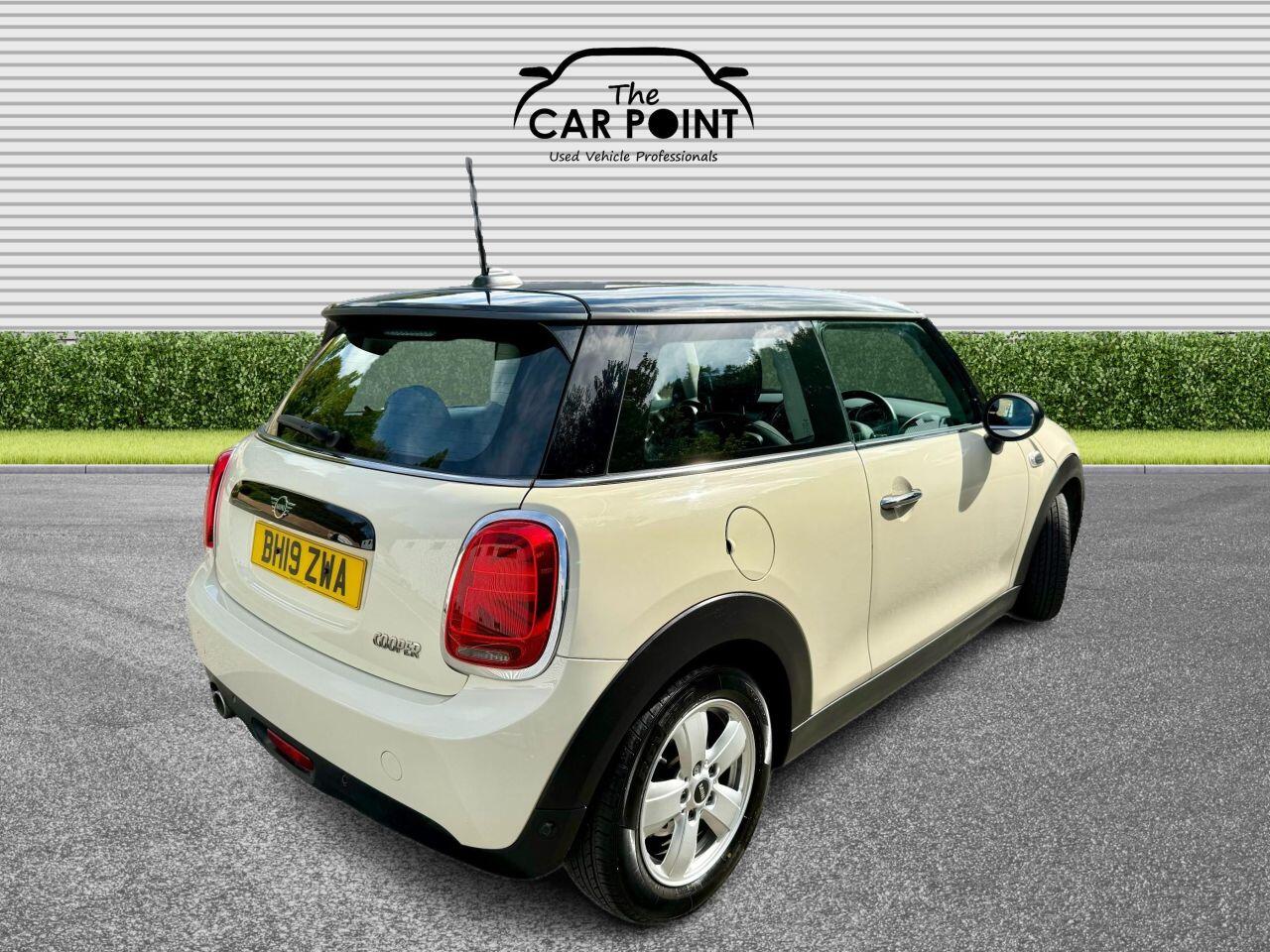 Mini Hatch view 13