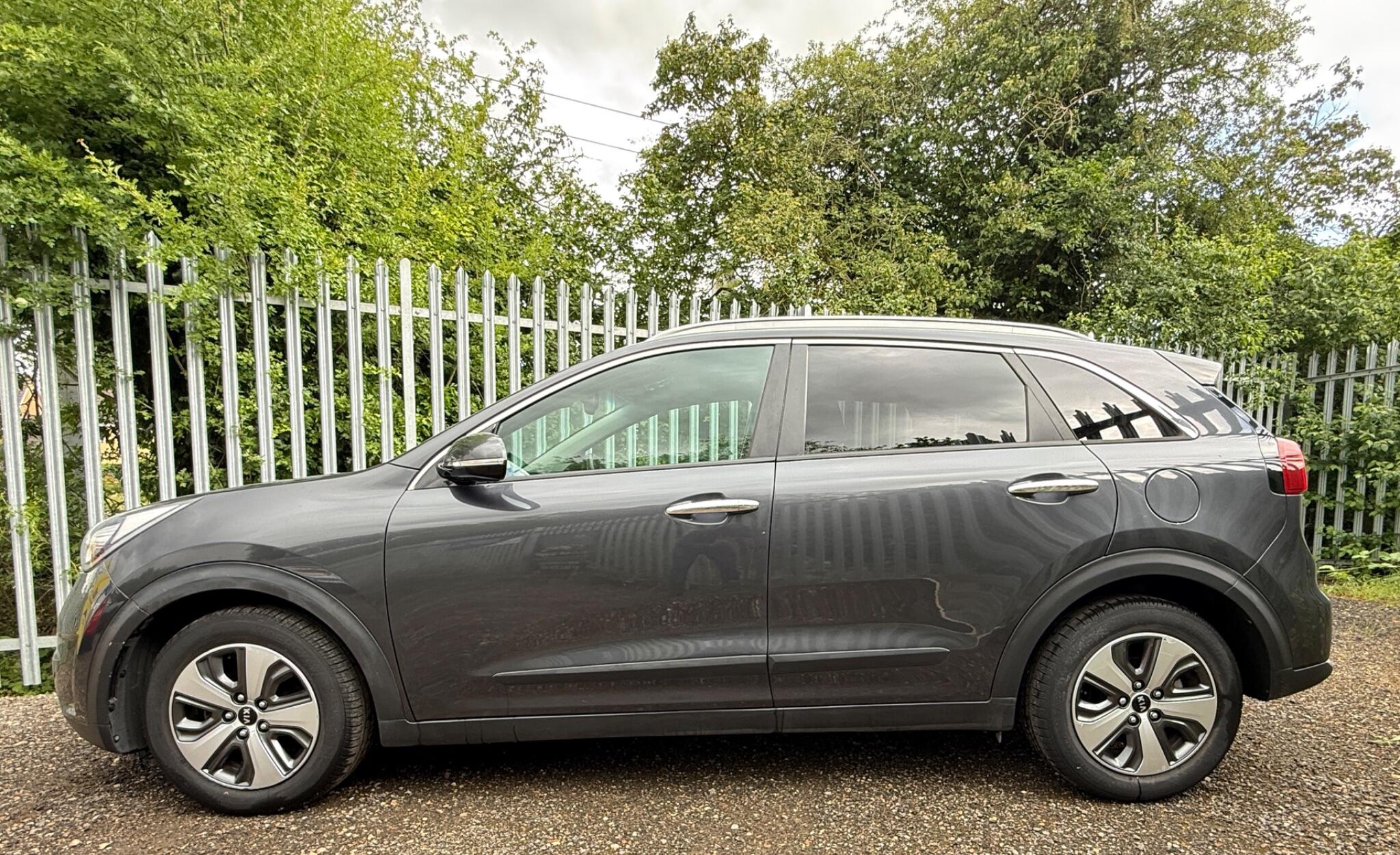2018 Kia Niro image 11