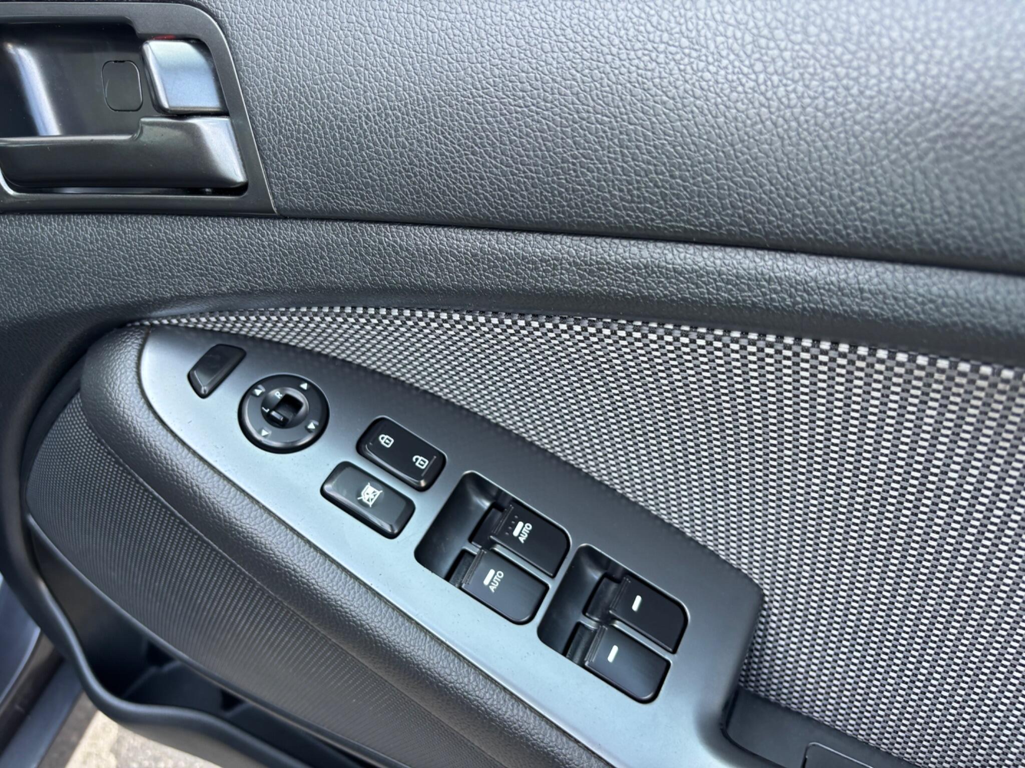 Kia Optima view 24
