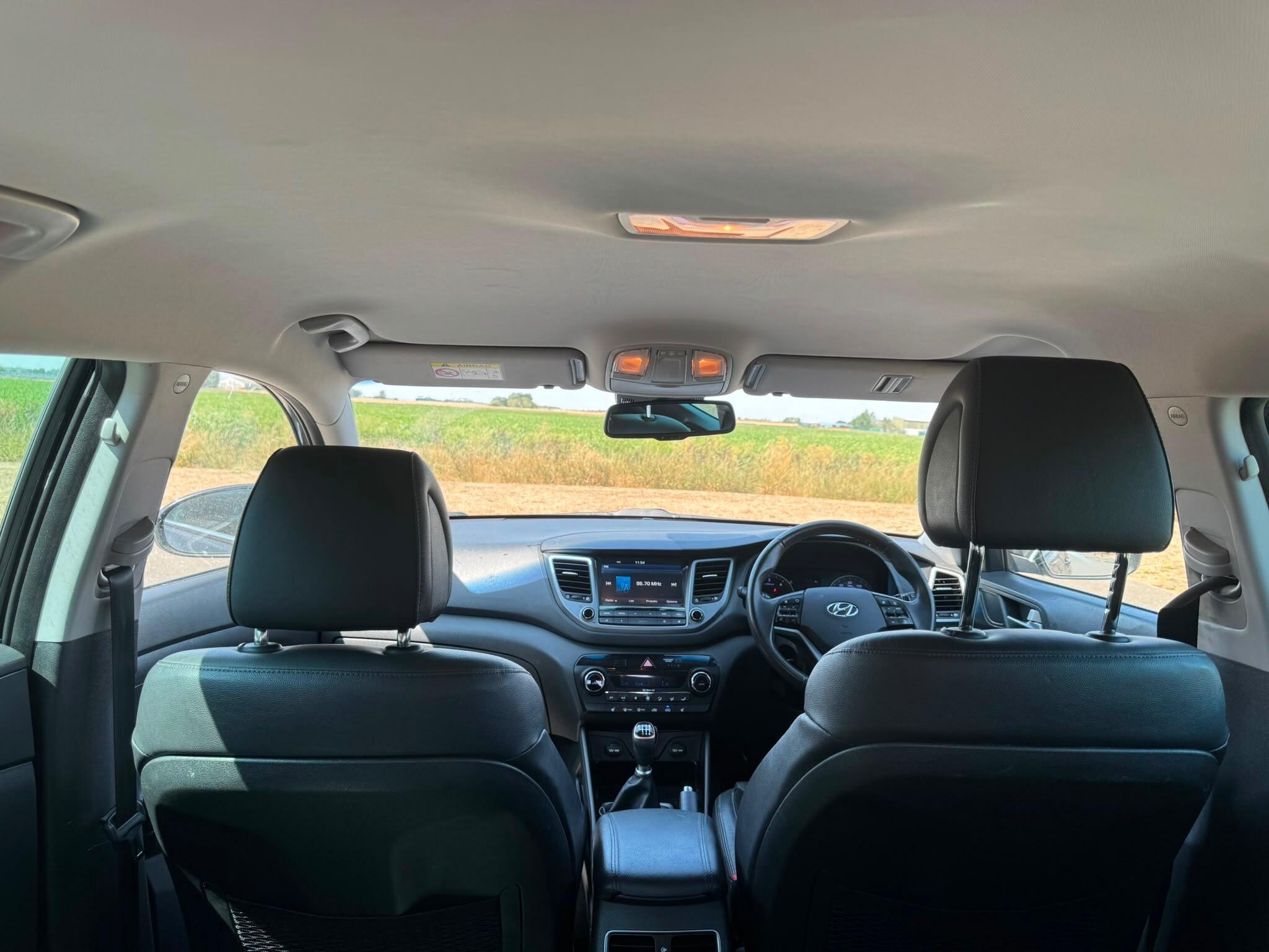 Hyundai Tucson view 16