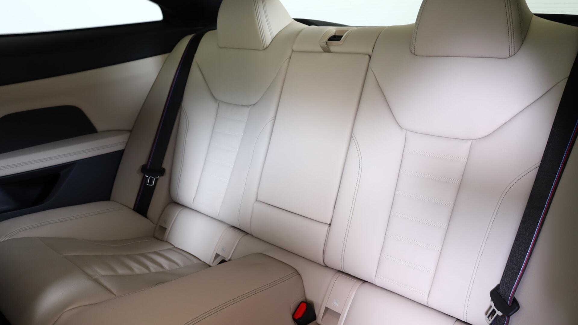 BMW 4 Series view 12