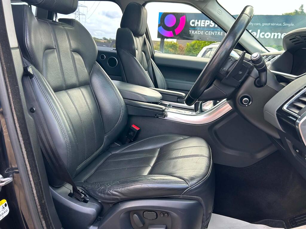 Land Rover Range Rover Sport view 11