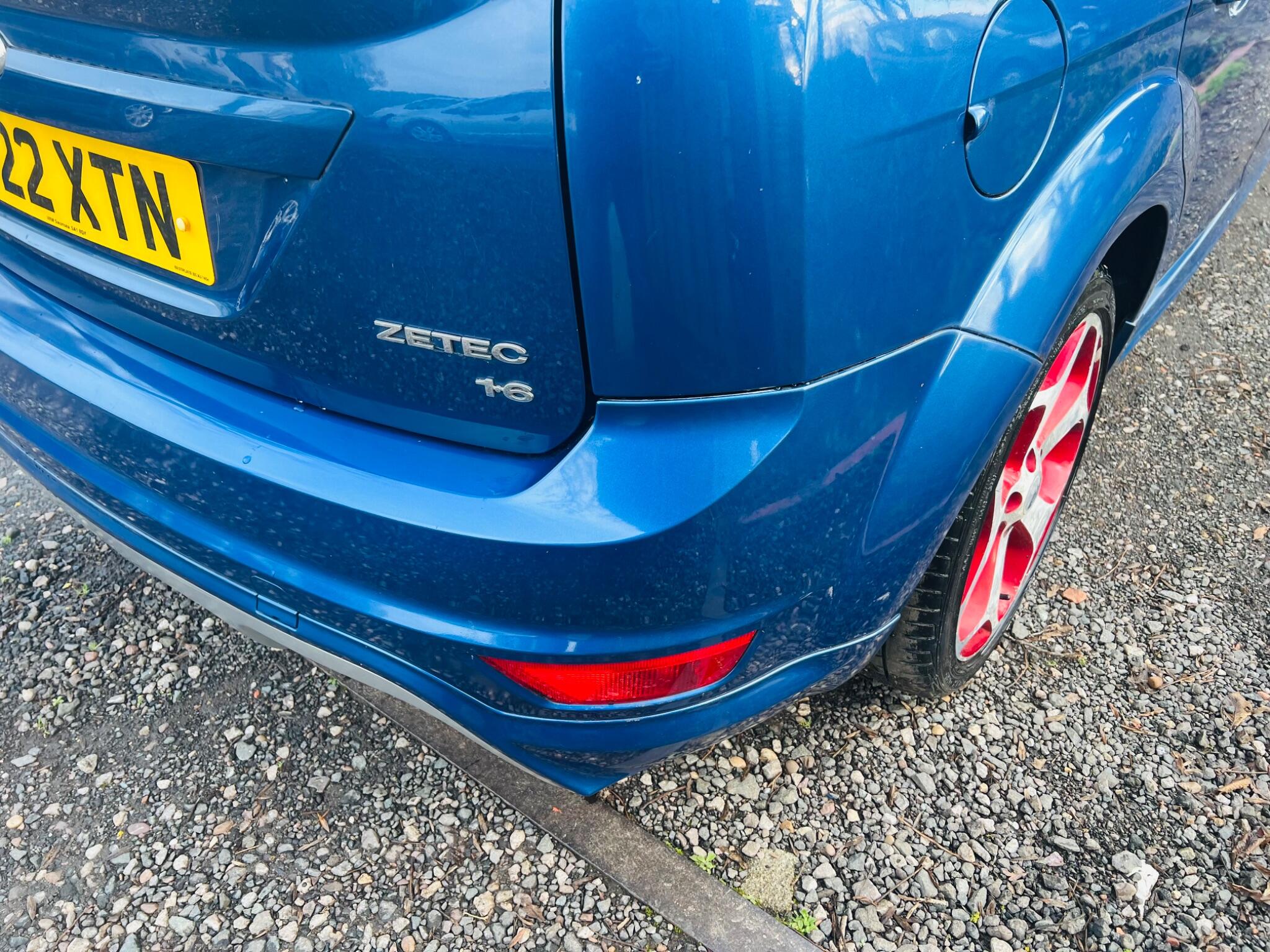 2009 Ford Focus image 41