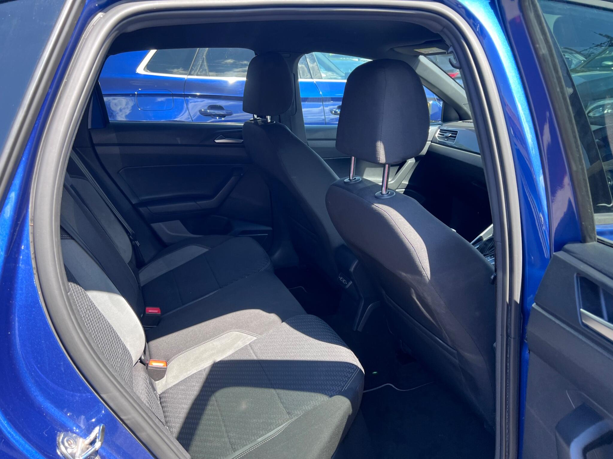 Volkswagen Polo view 32