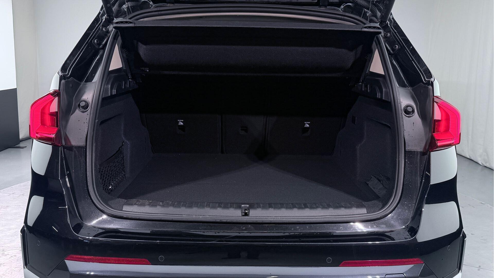 BMW X1 view 13