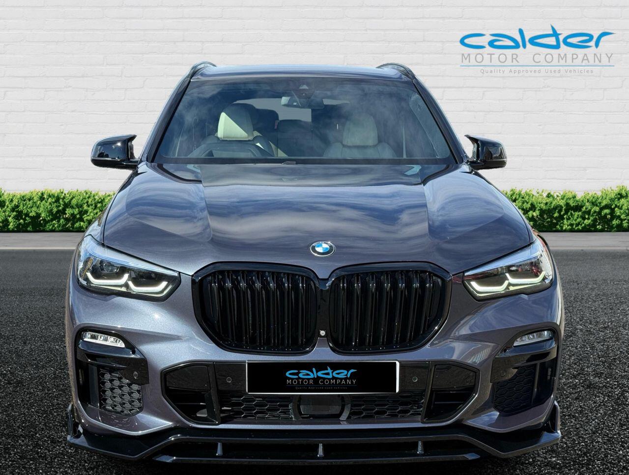 BMW X5 view 2