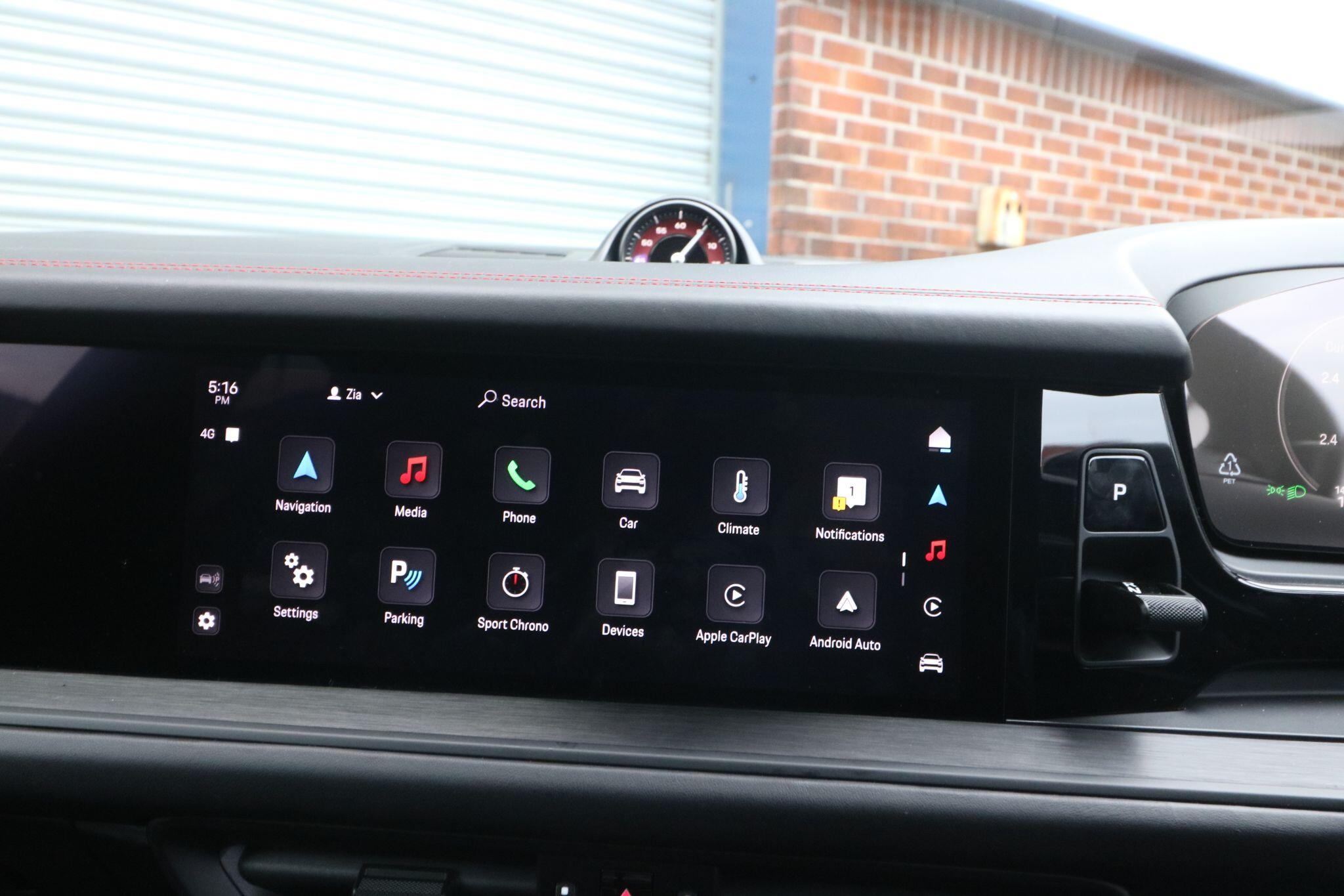 Porsche Cayenne view 25
