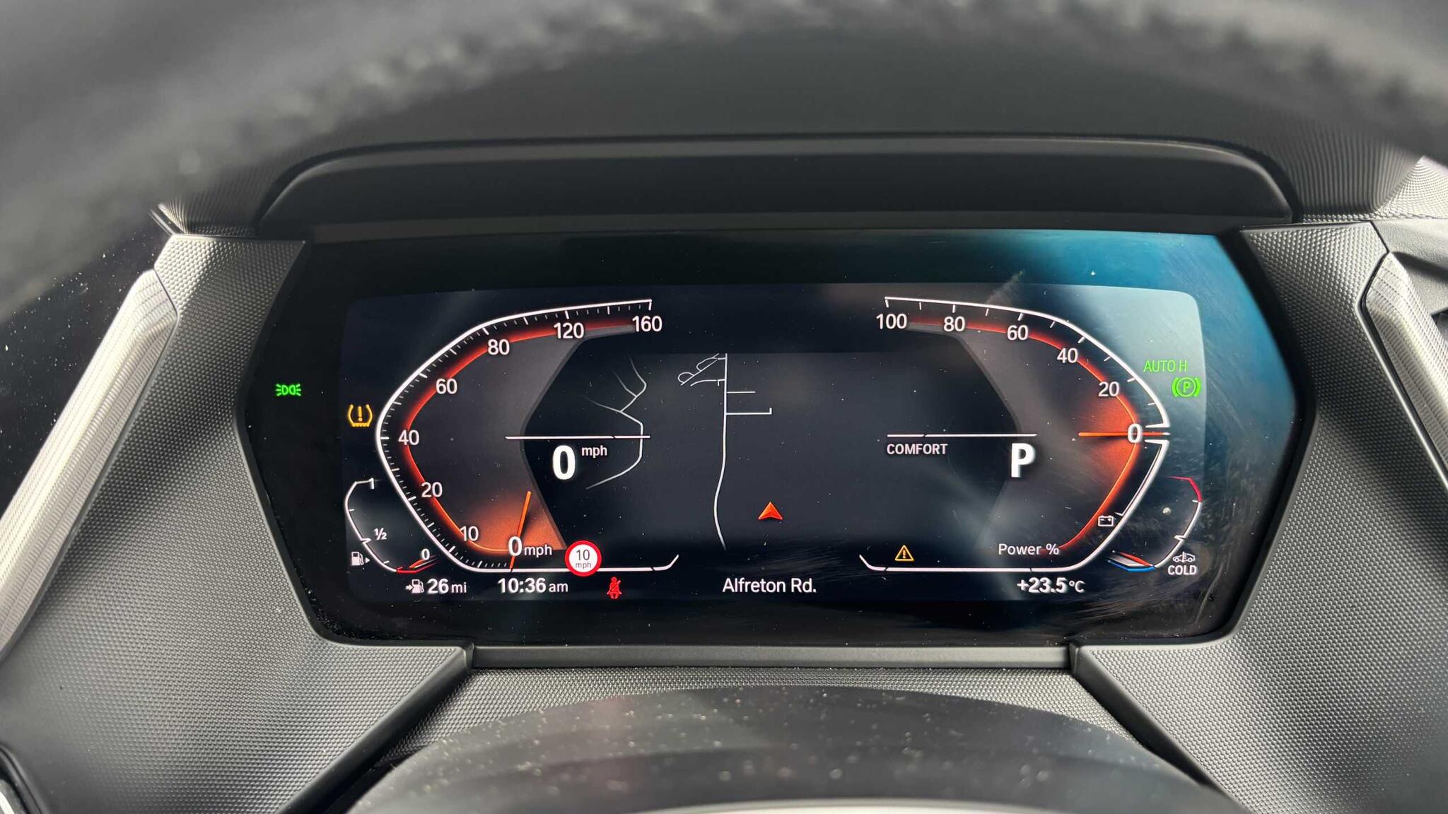 BMW 1 Series view 10