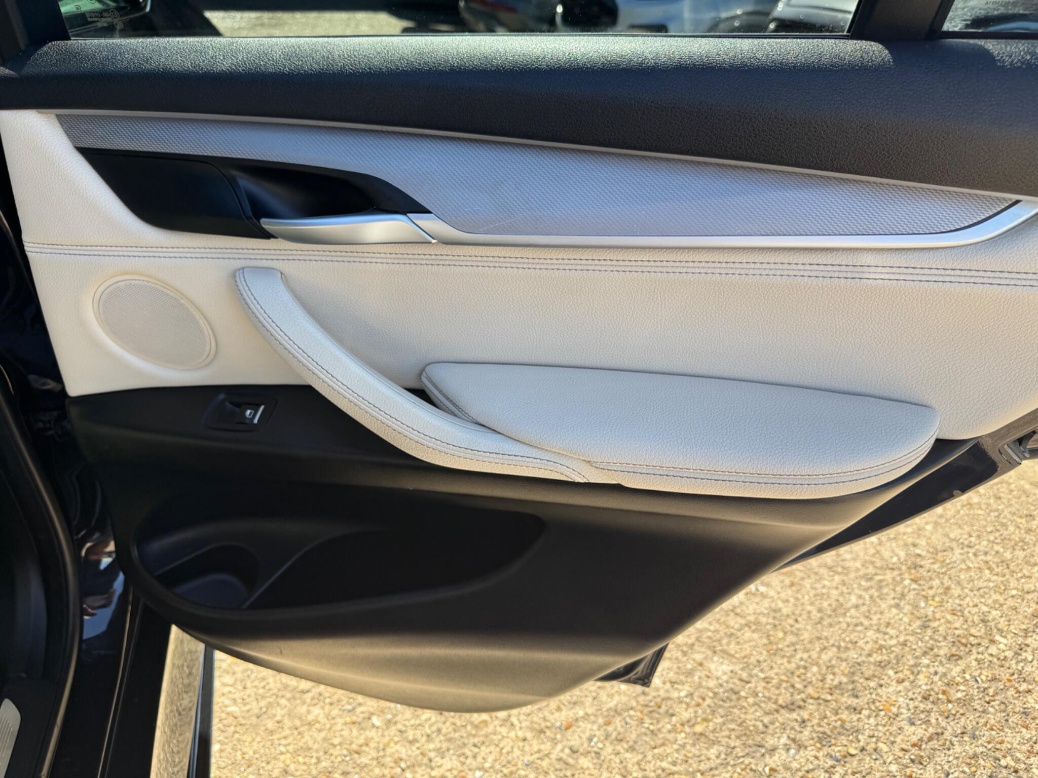 BMW X5 X5 view 21