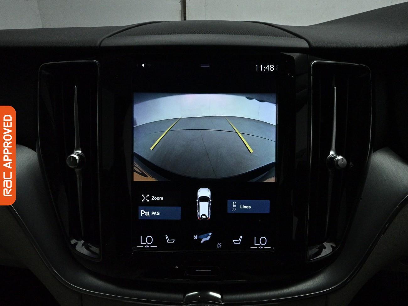 Volvo XC60 view 17