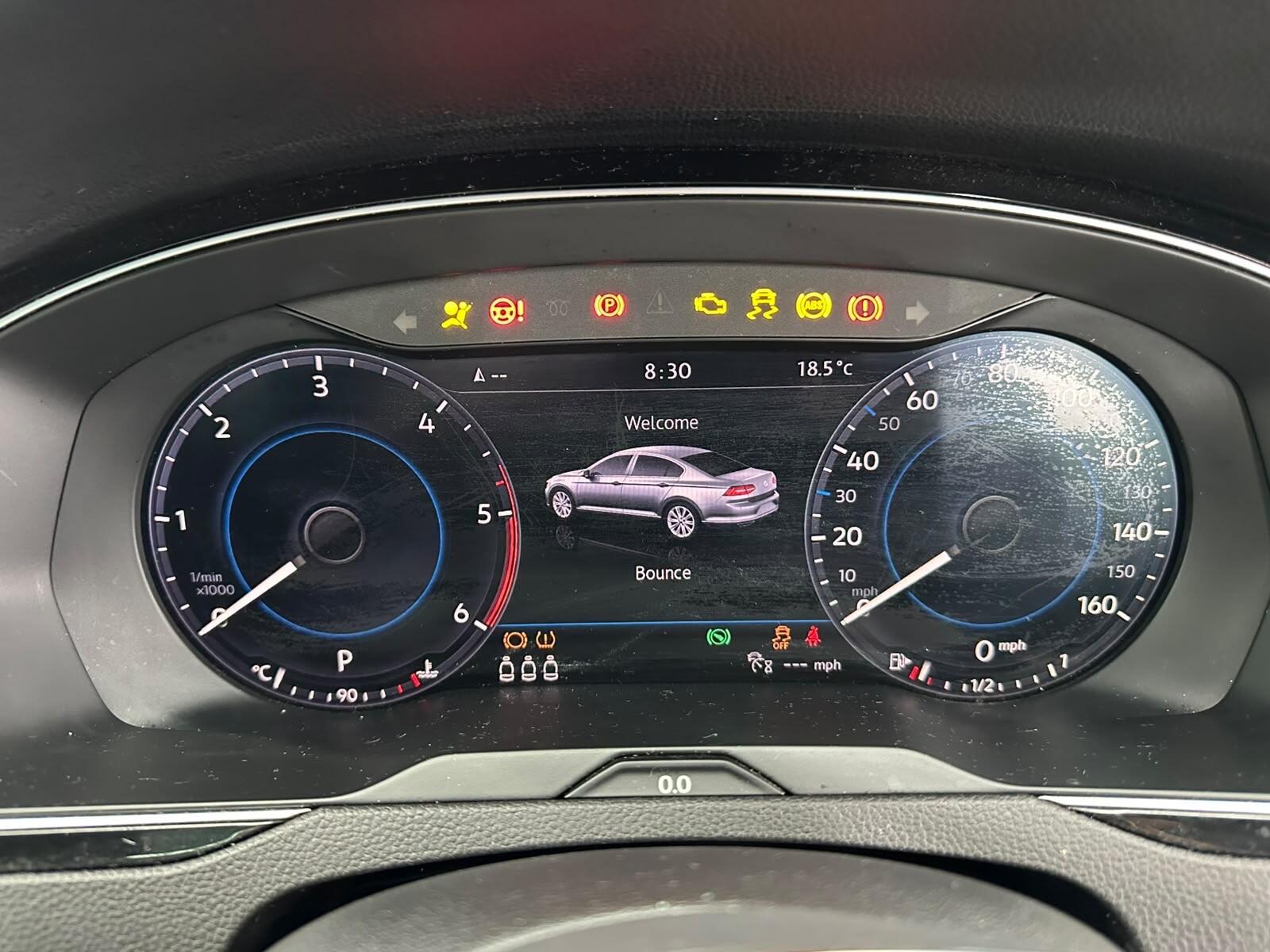 Volkswagen Passat view 41