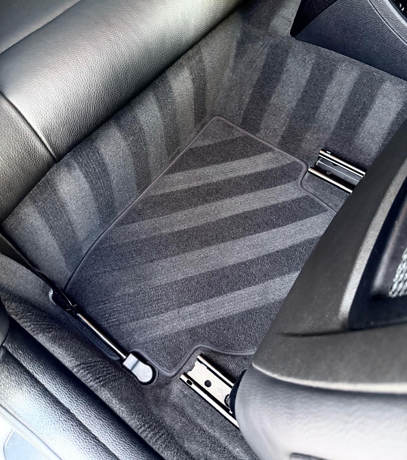 BMW 1 Series view 56