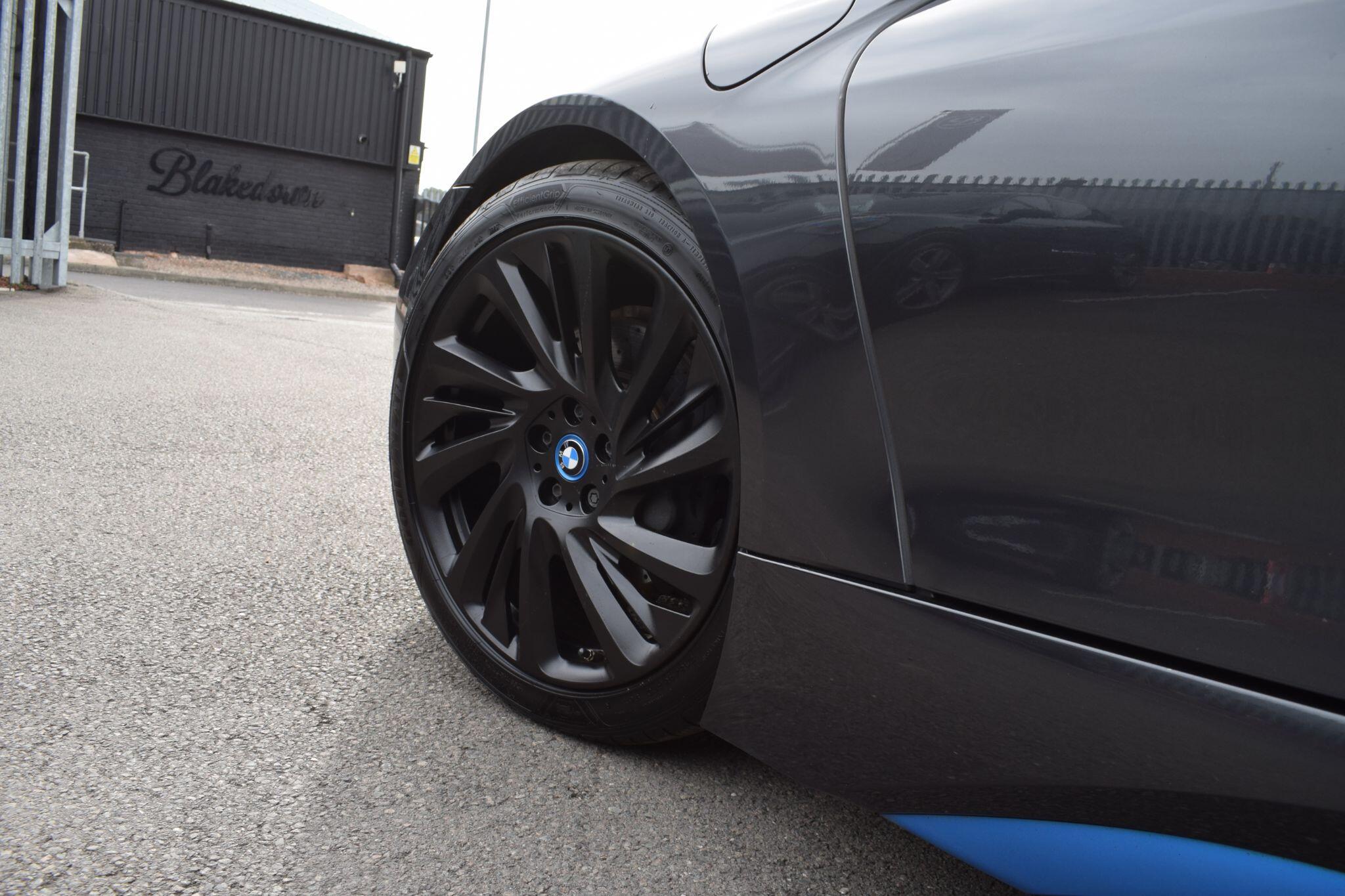 BMW I8 view 38