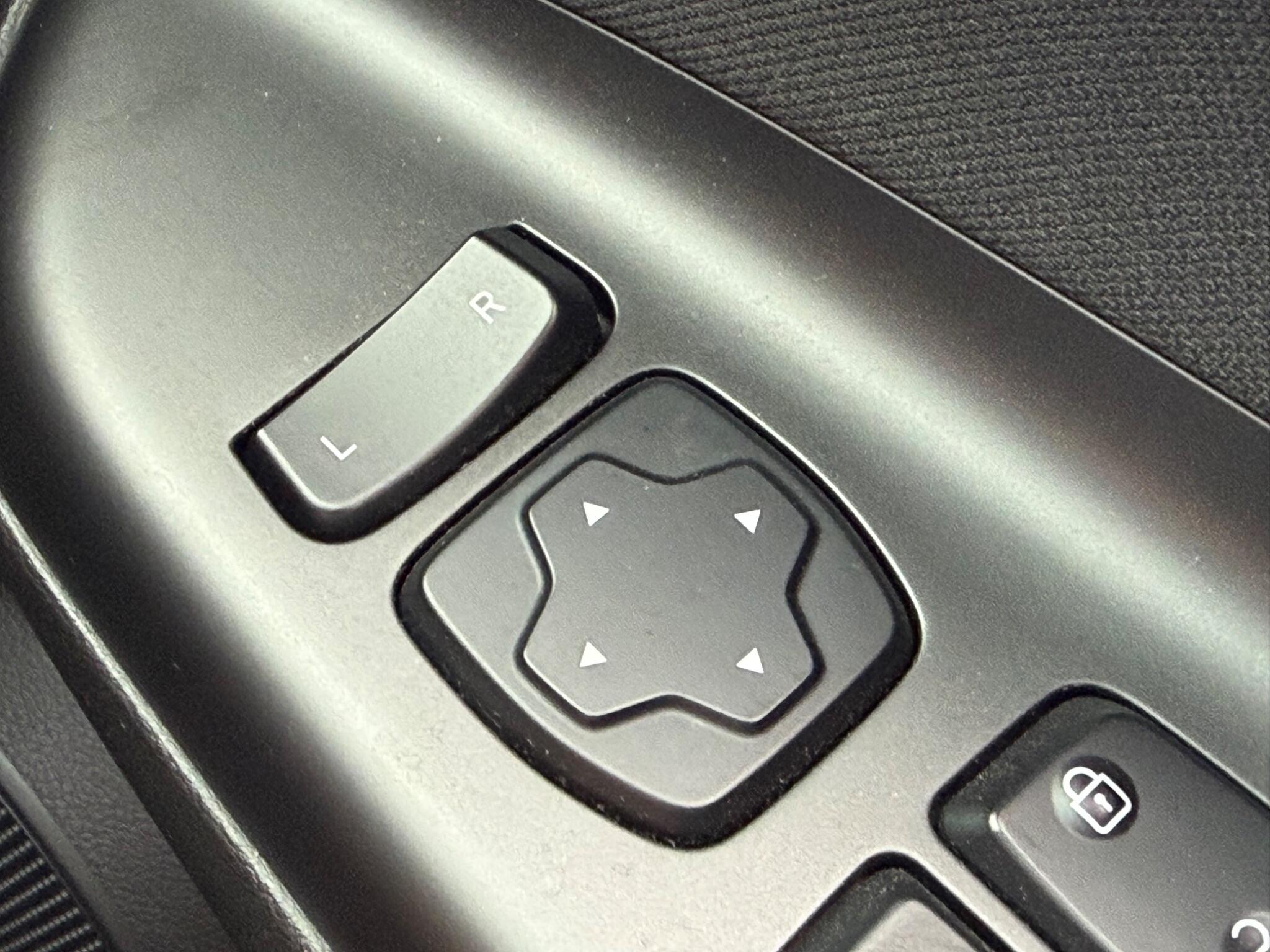 Hyundai Kona view 33