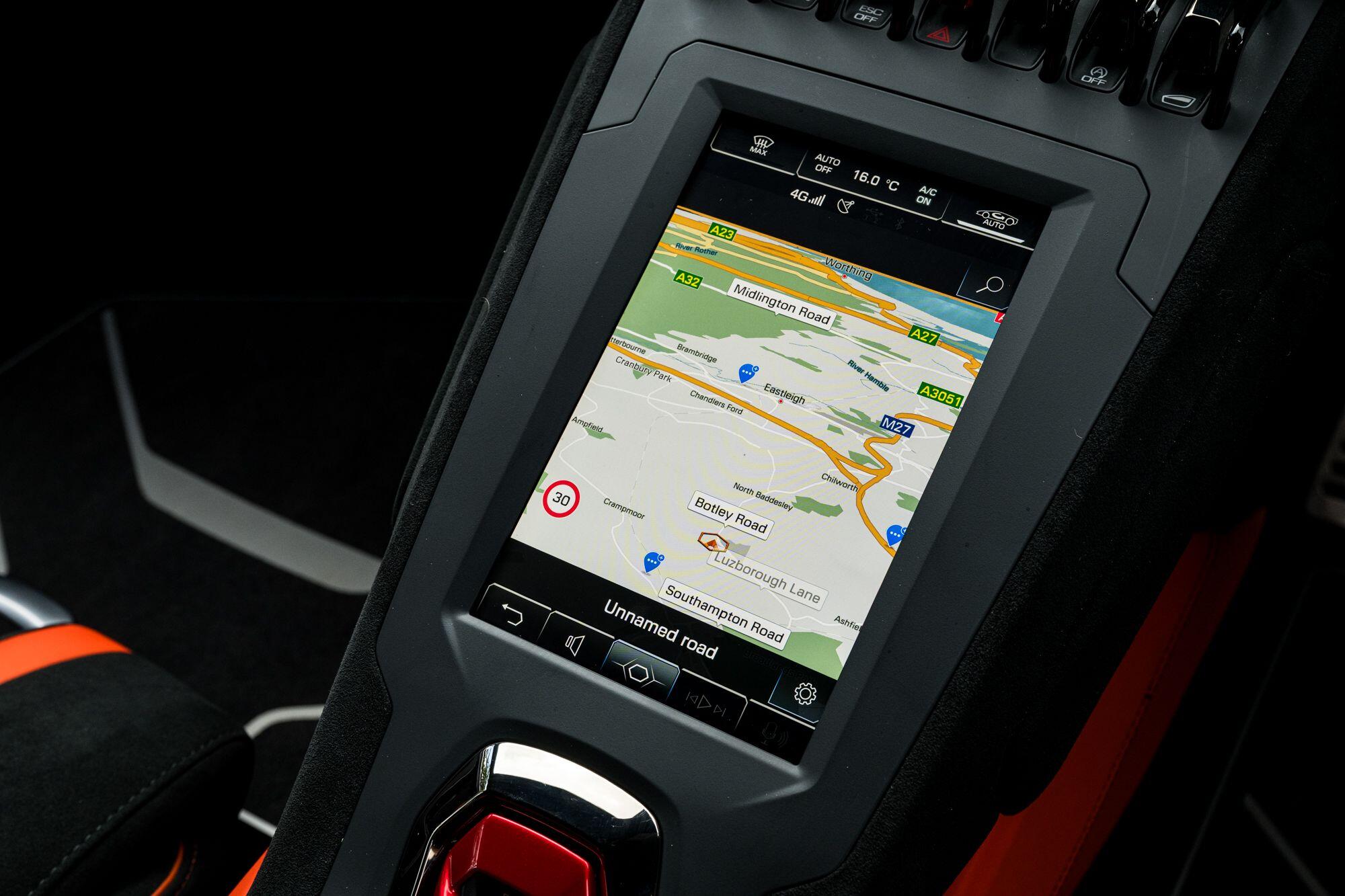 Lamborghini Huracan view 66