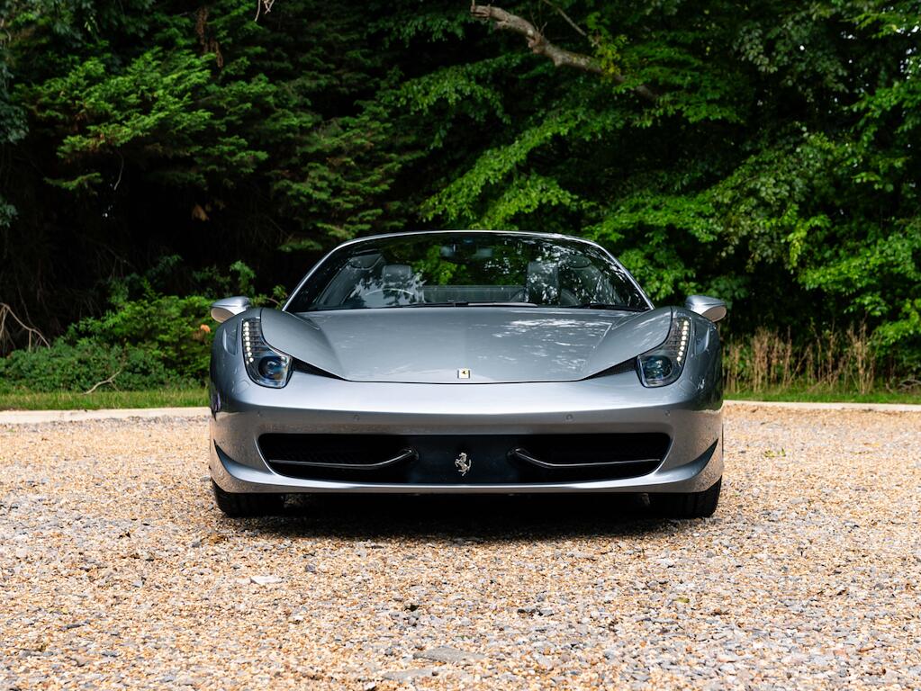 Ferrari 458 view 5