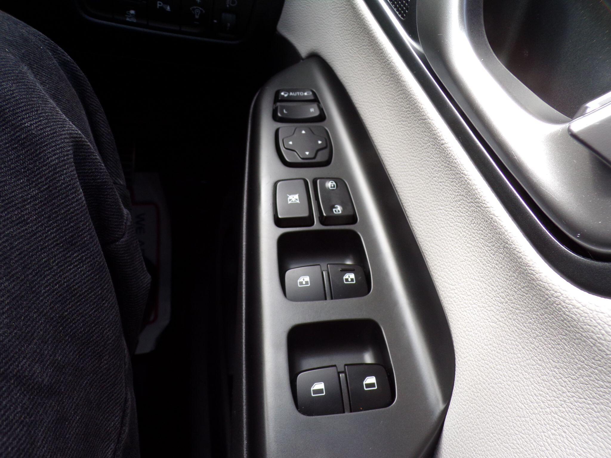 Hyundai Kona view 31