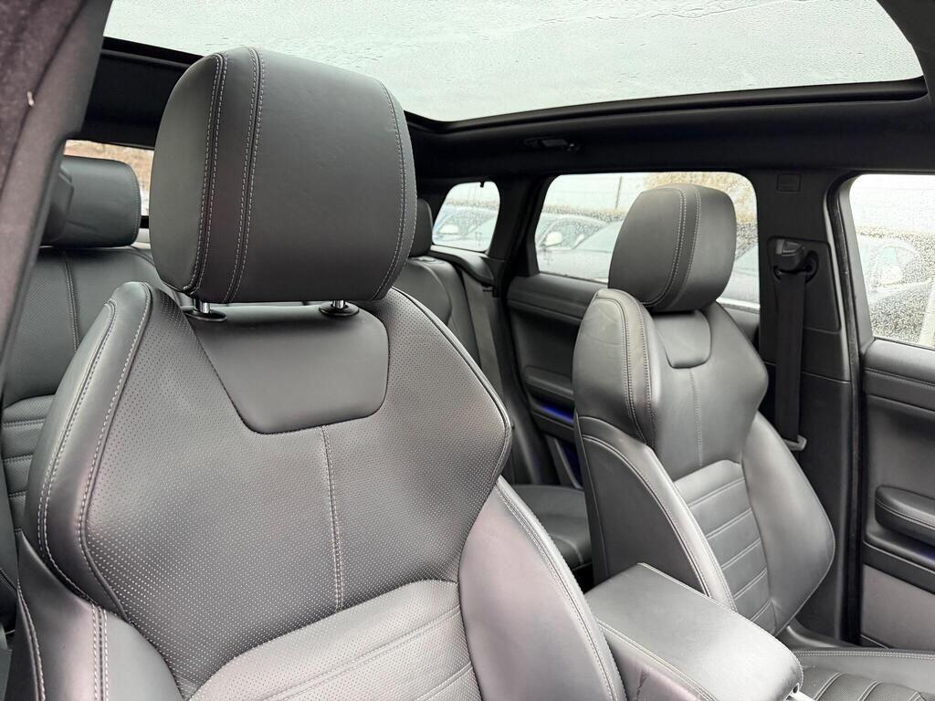 Land Rover Range Rover Evoque view 19