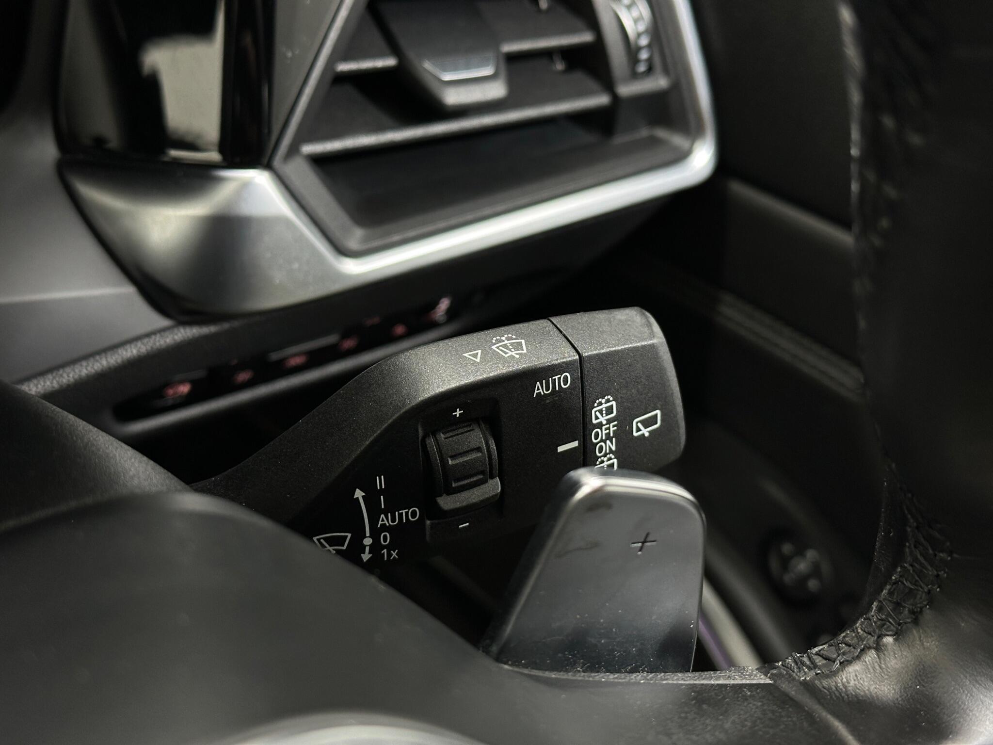 BMW 3 Series view 17