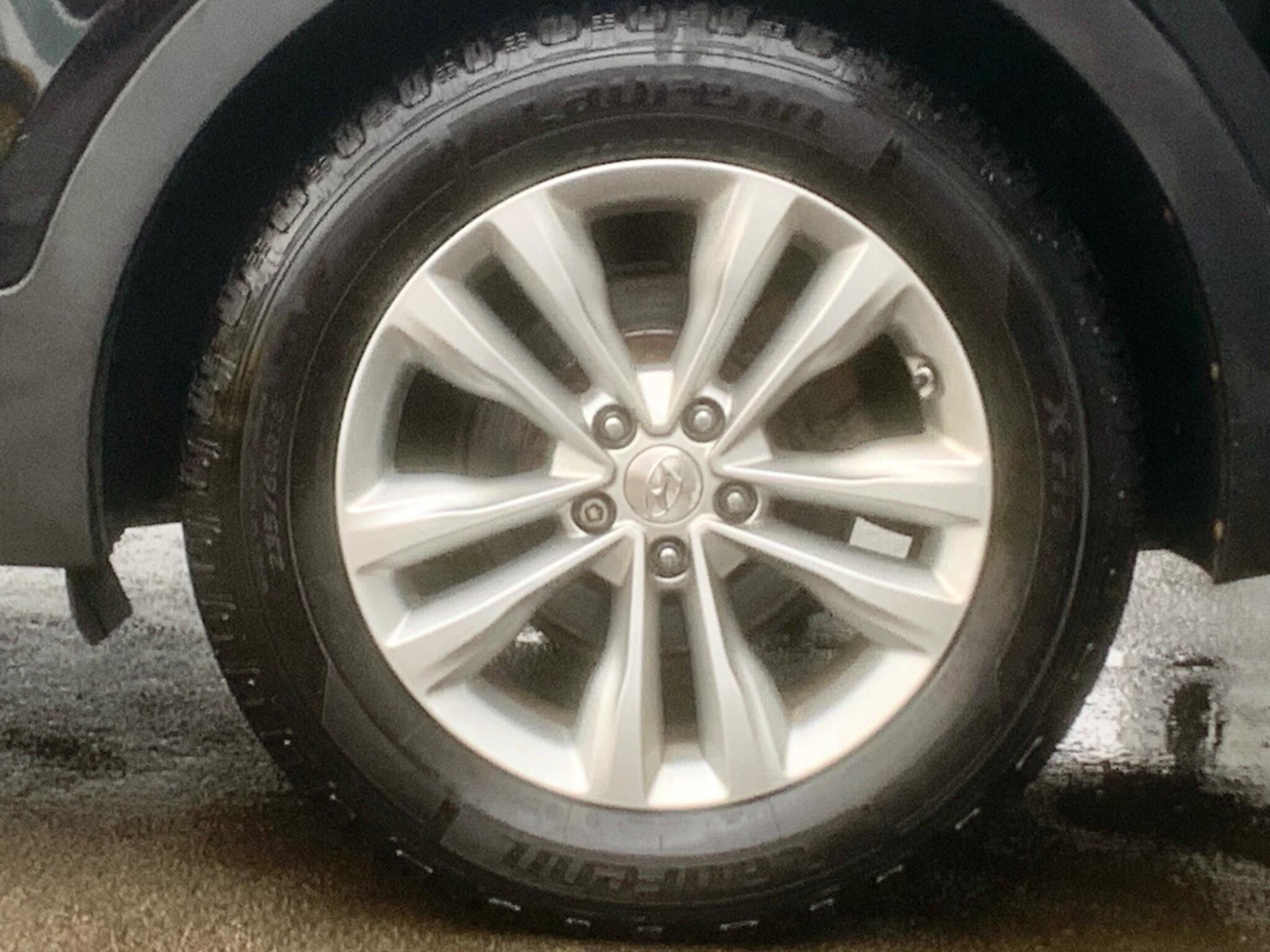 Hyundai Santa Fe view 11