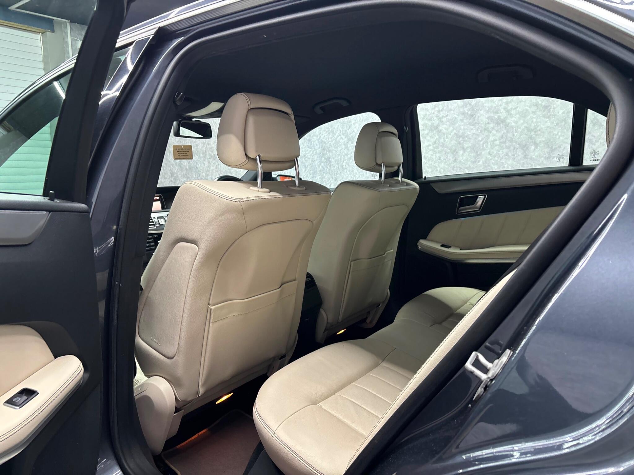 Mercedes-Benz E Class view 9