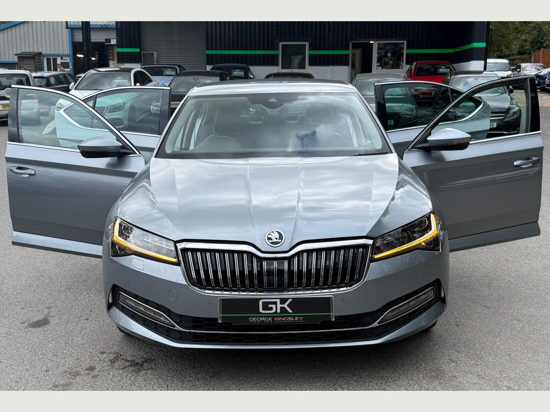 Skoda Superb view 19