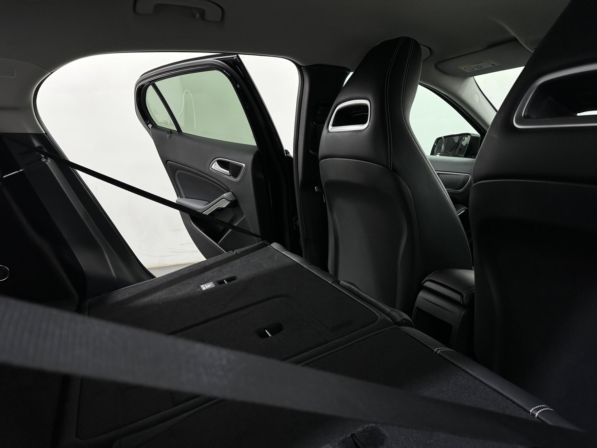 Mercedes-Benz Gla view 45