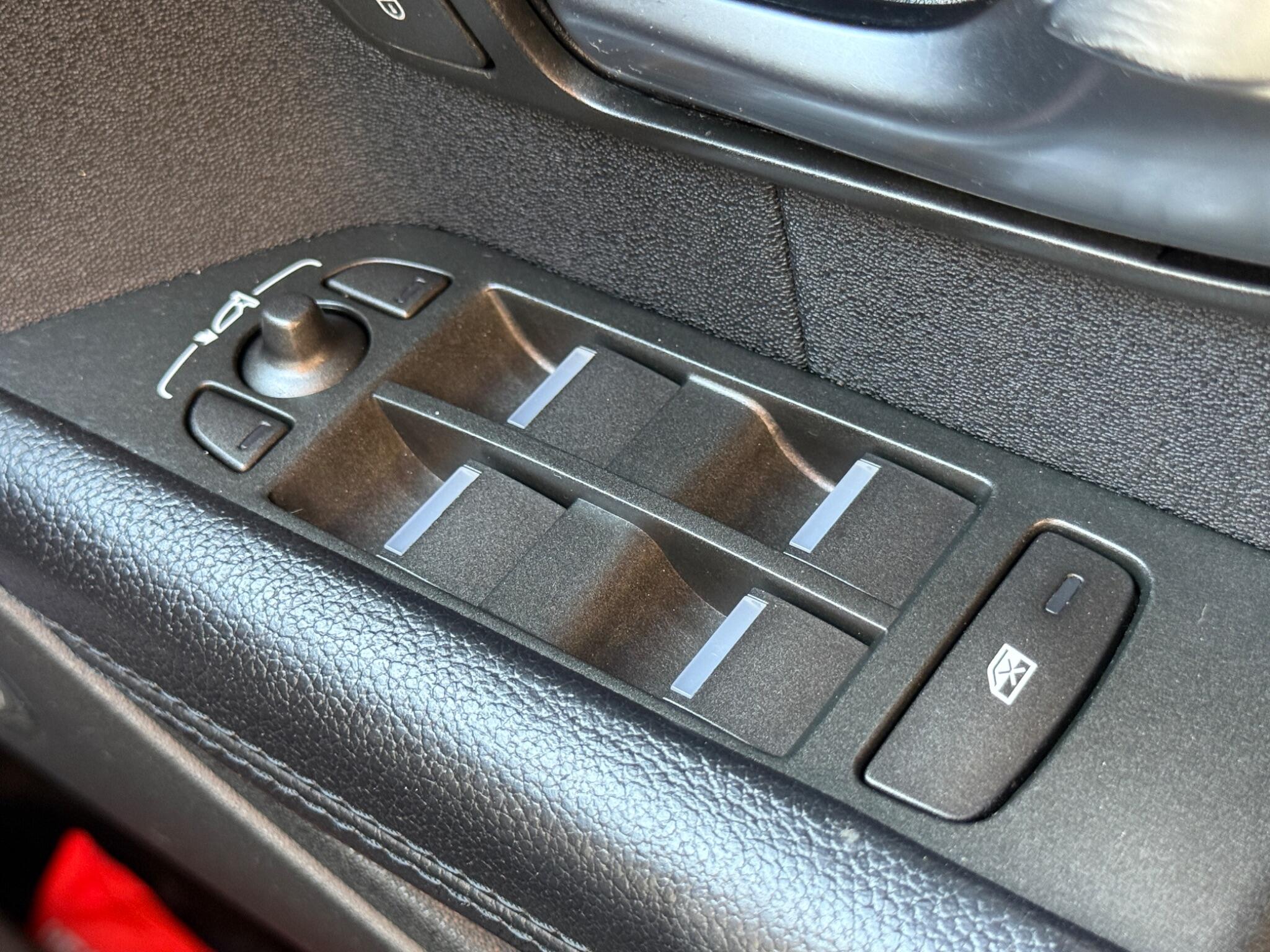 Land Rover Range Rover Evoque - Image 68