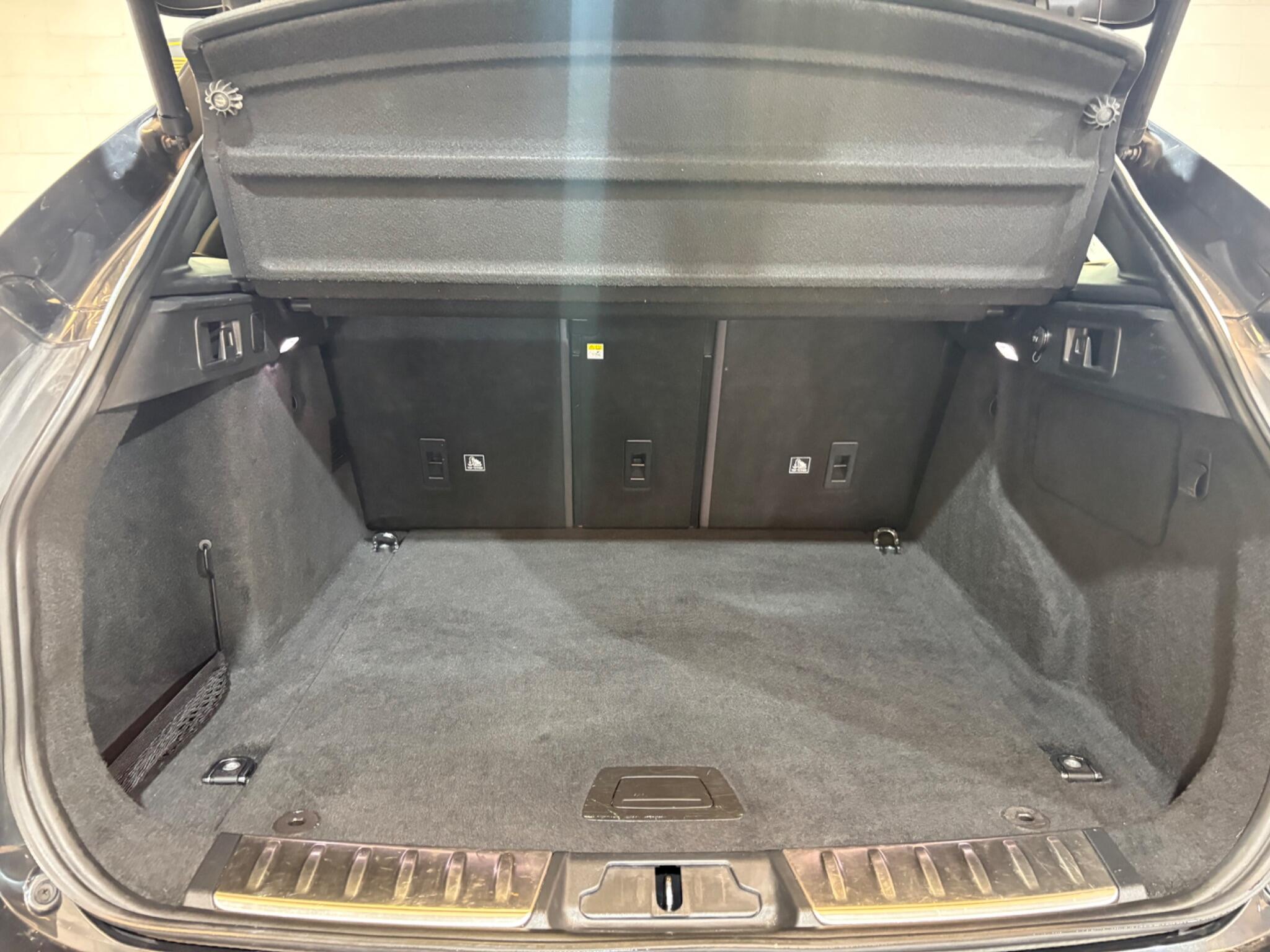 Jaguar F-Pace view 58