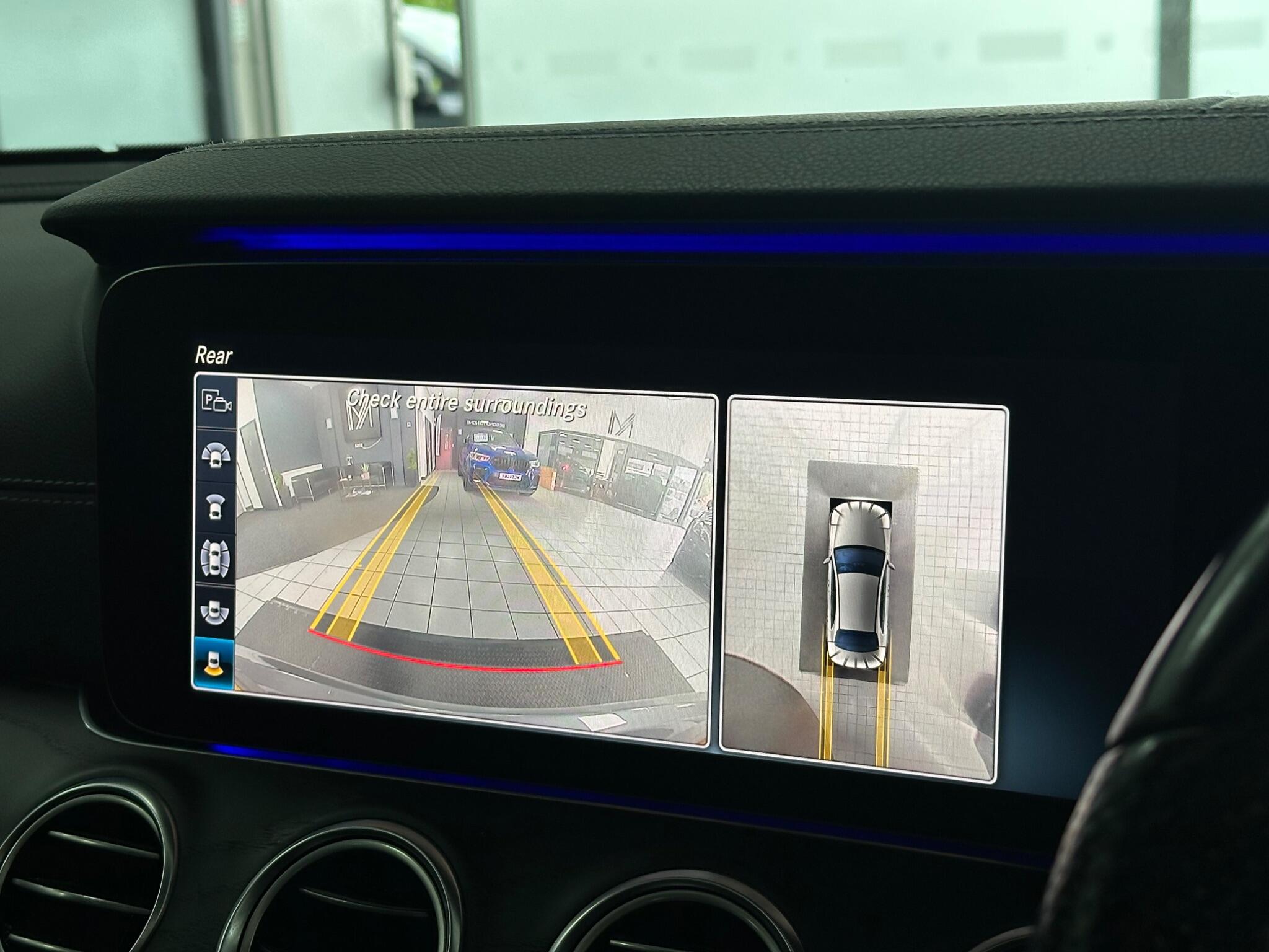 Mercedes-Benz E Class view 30