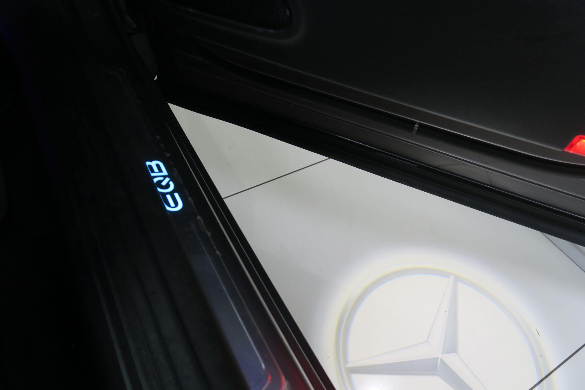 Mercedes-Benz EQB view 21