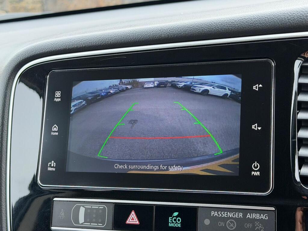 Mitsubishi Outlander view 32
