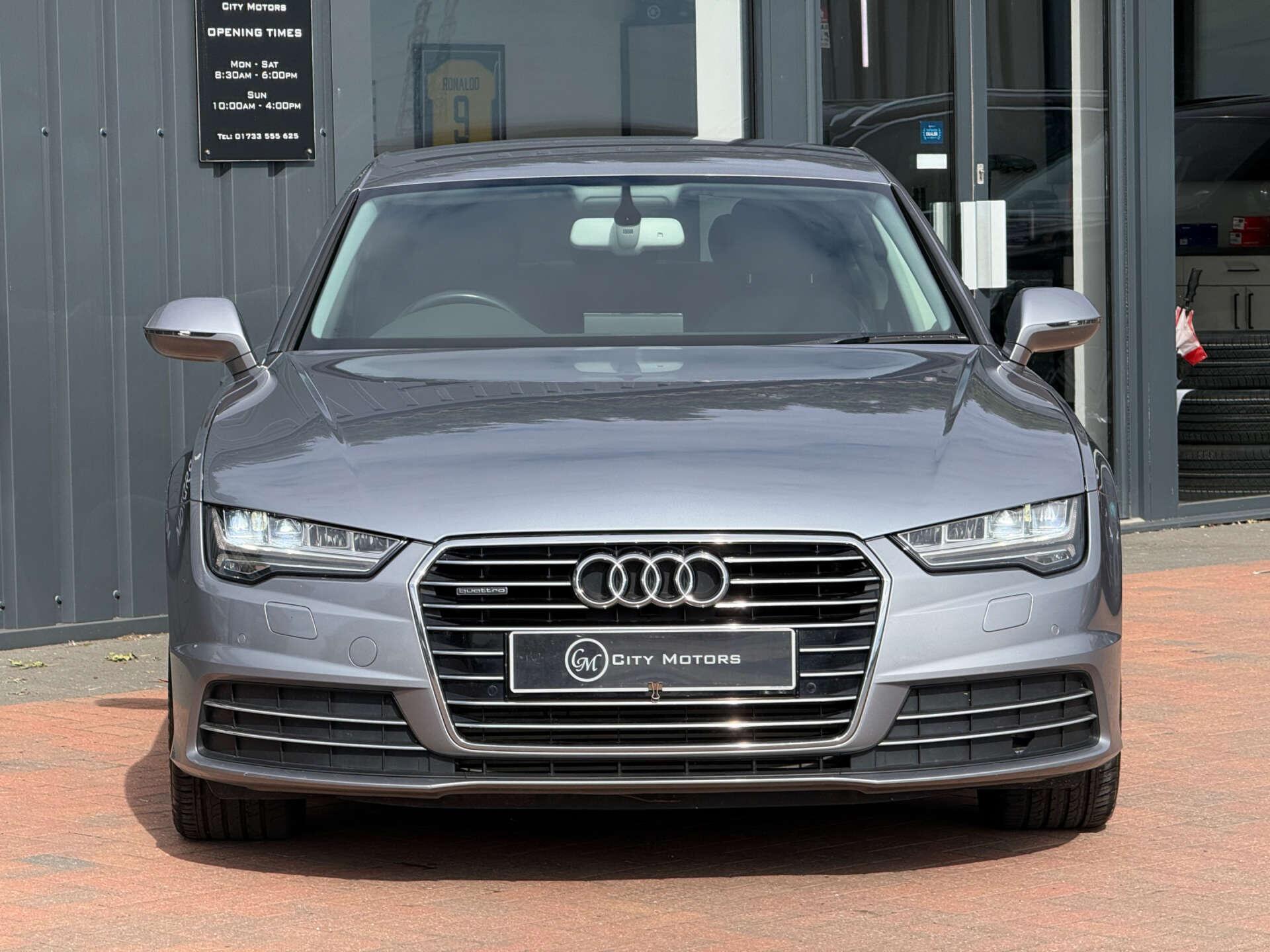 Audi A7 view 11