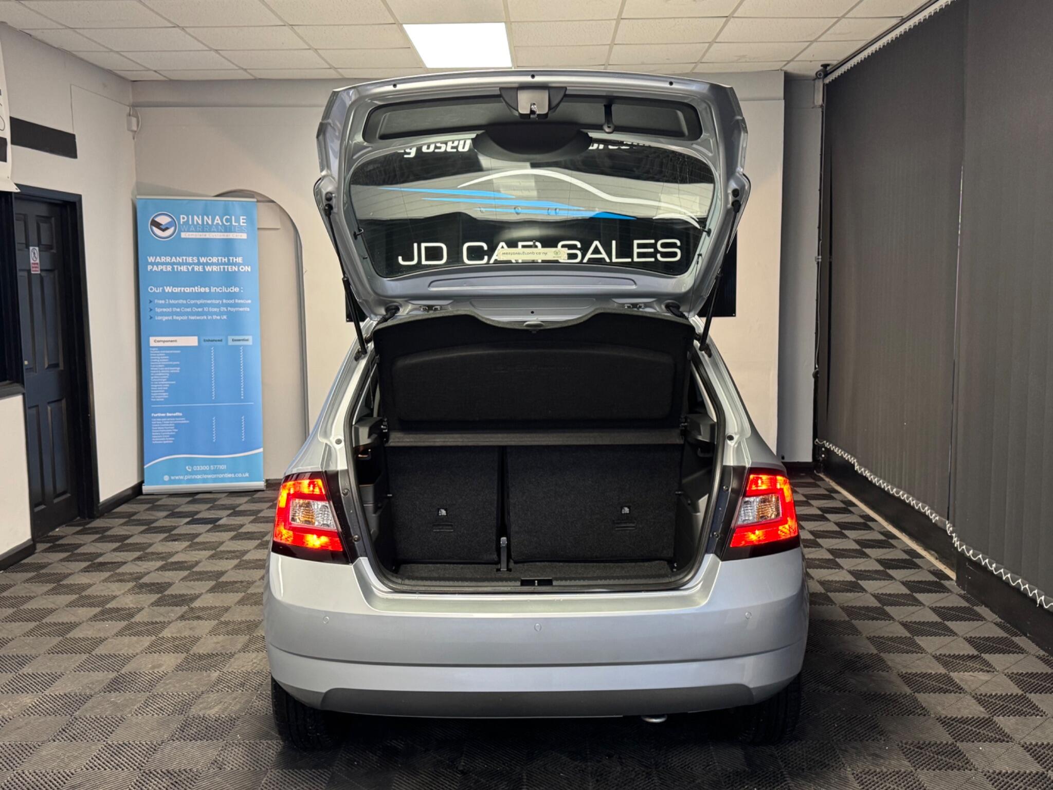 2016 Skoda Fabia 1.2 TSI SE Euro 6 (s/s) 5dr • 33,000 miles image 18