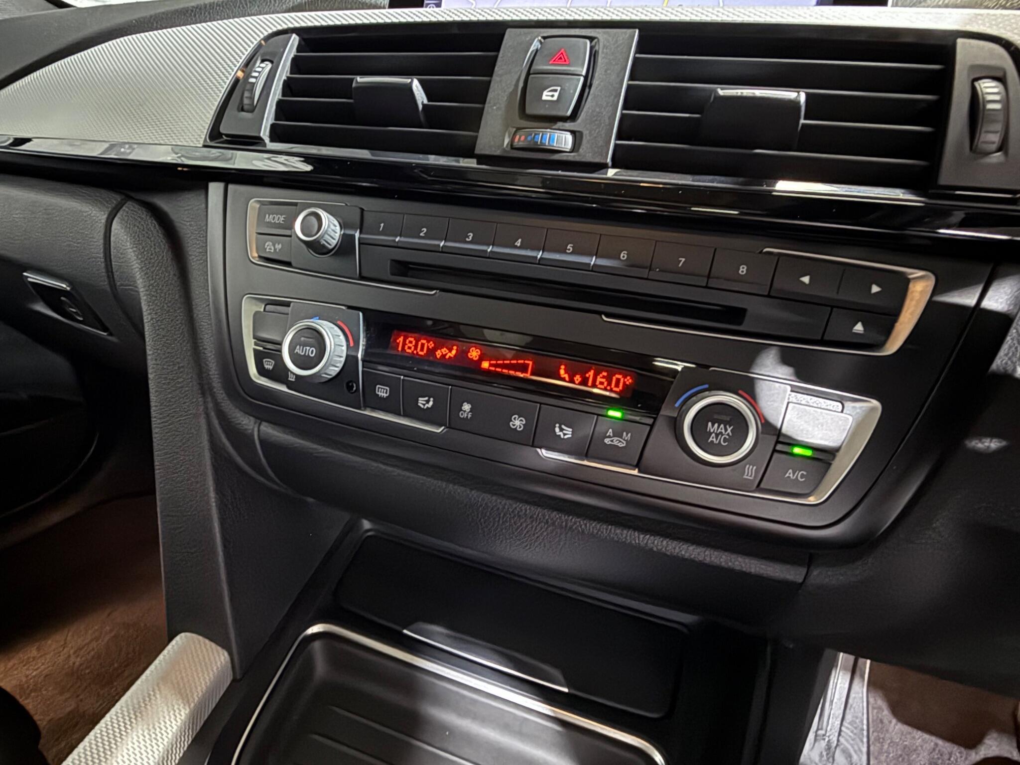 BMW 3 Series view 36