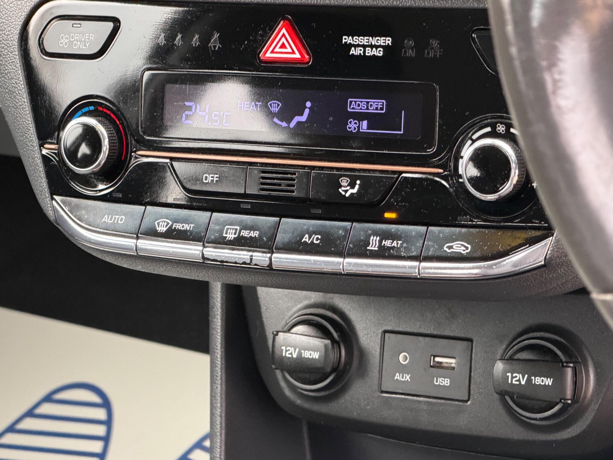 2018 Hyundai IONIQ 28kWh Premium Auto 5dr image 28