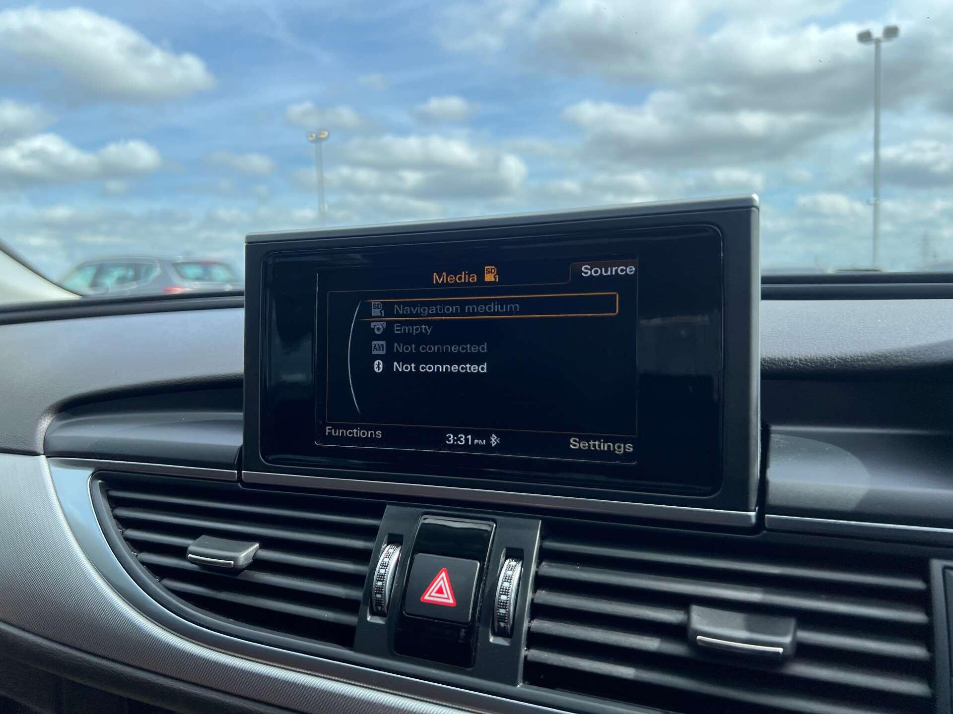 Audi A6 view 28