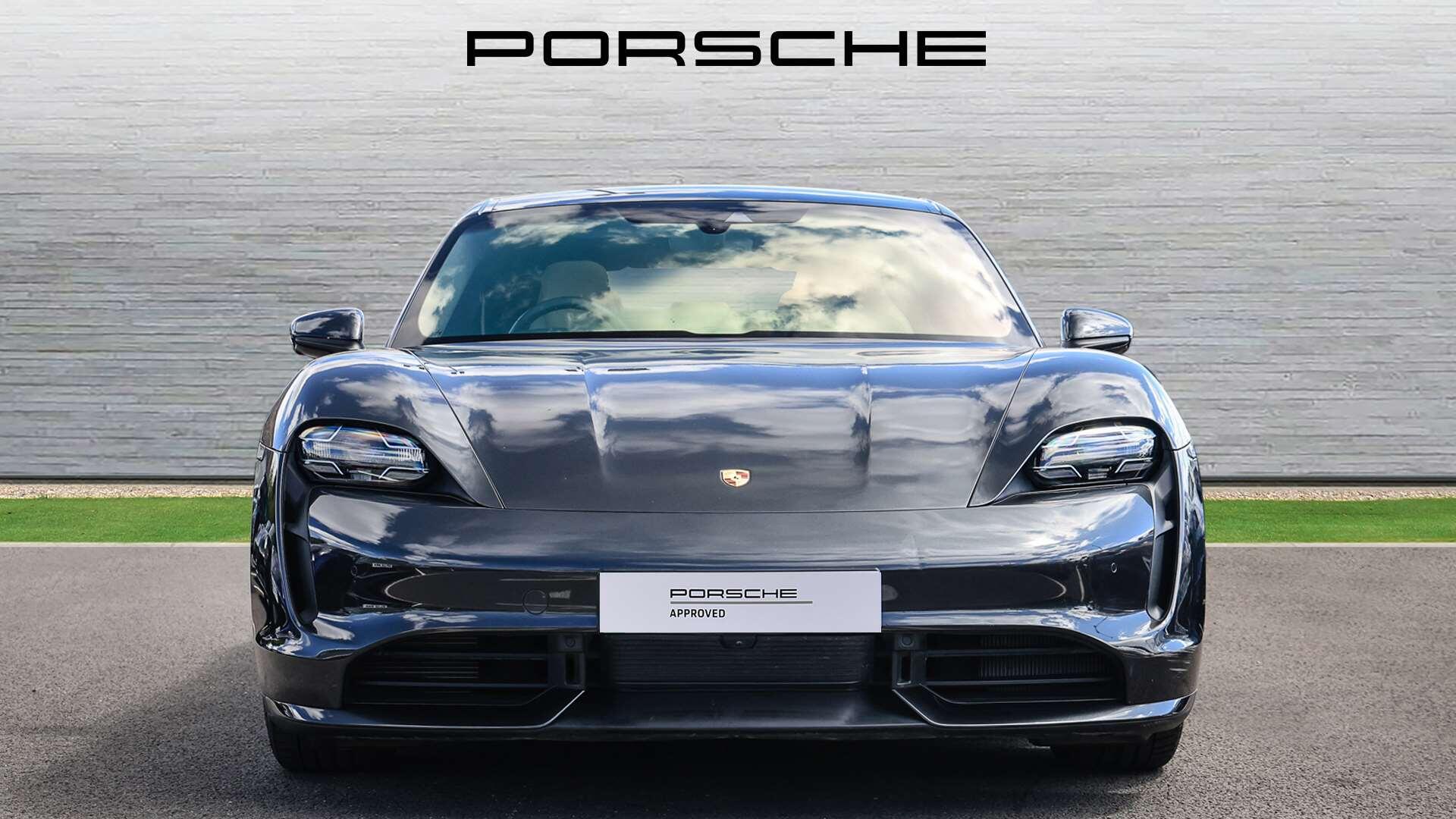 Porsche Taycan view 9