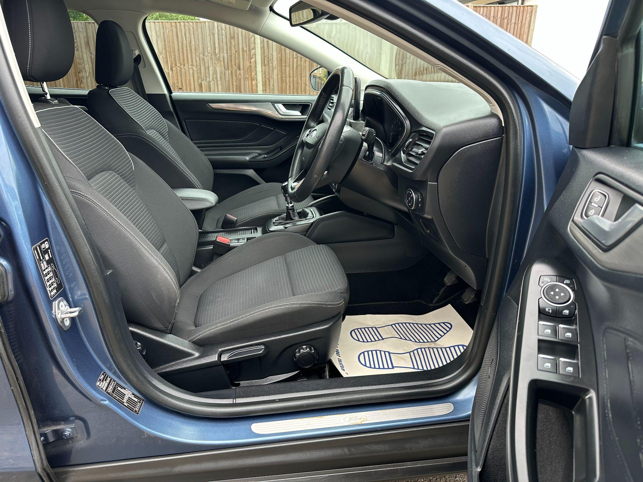 2019 Ford Focus 1.0T EcoBoost Titanium Euro 6 (s/s) 5dr • 38,500 miles image 50