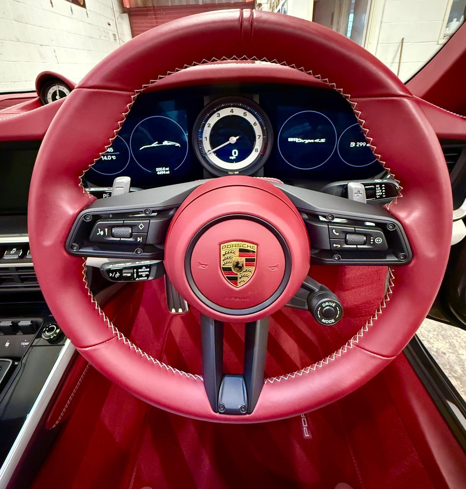 Porsche 911 view 54
