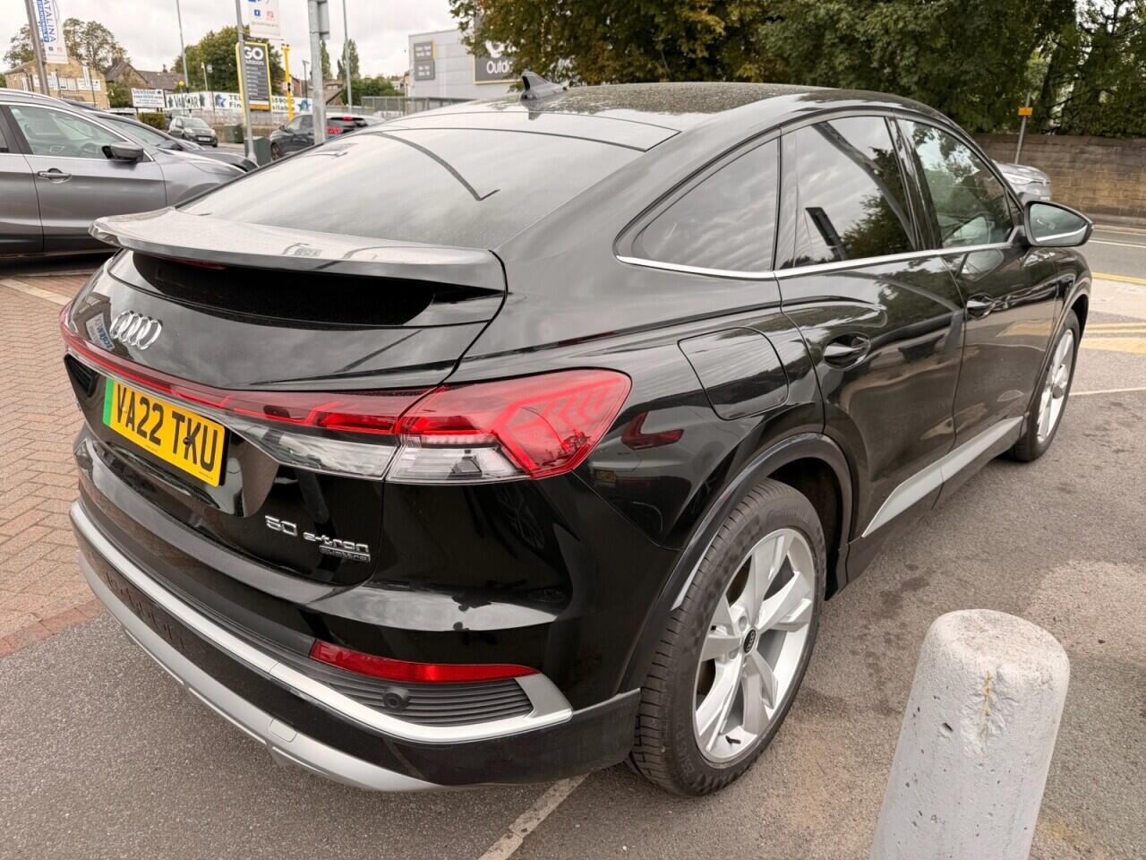 Audi Q4 E-Tron view 8