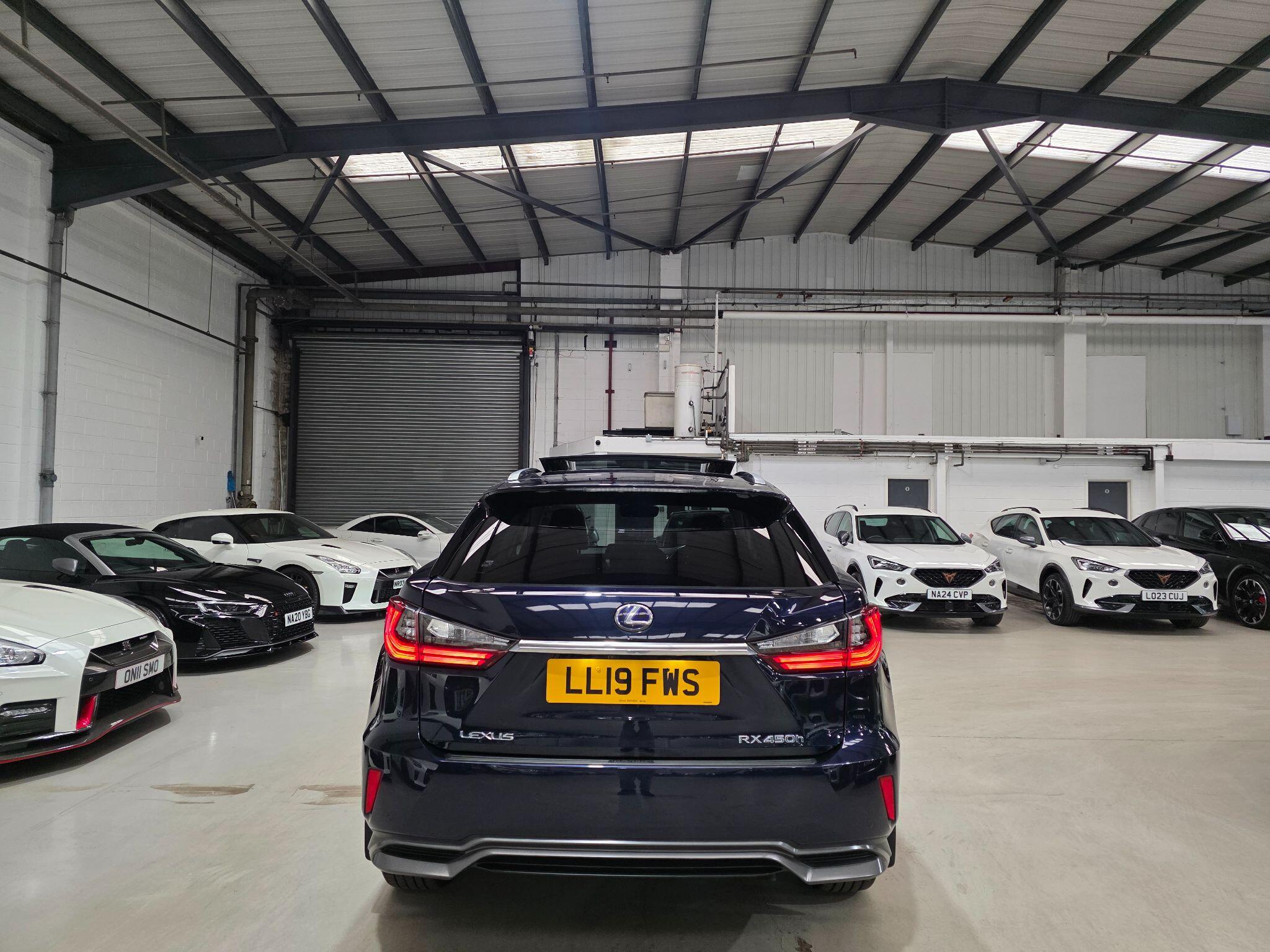 Lexus RX view 4