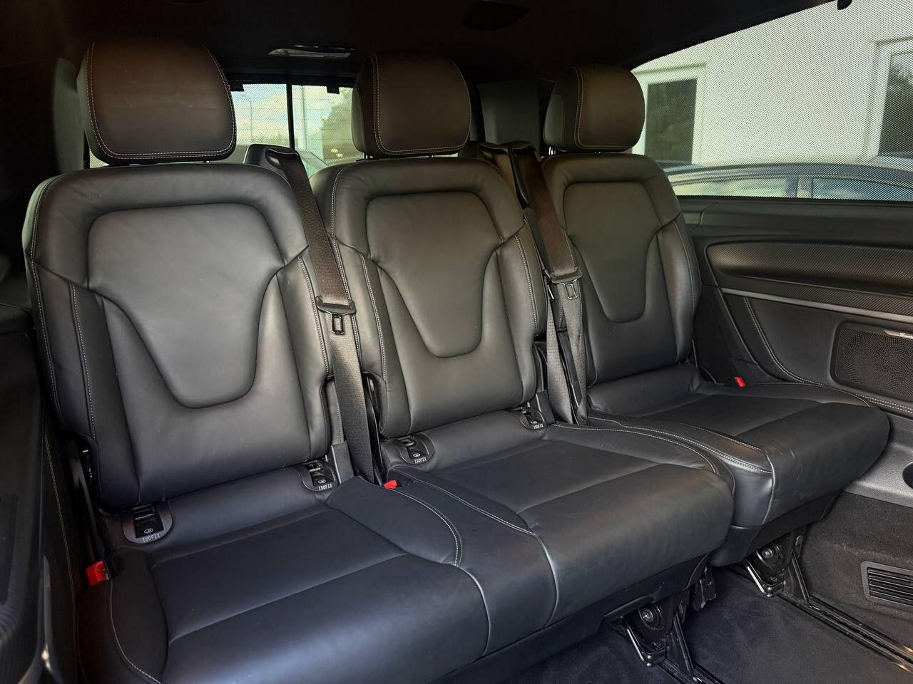Mercedes-Benz V-Class view 16
