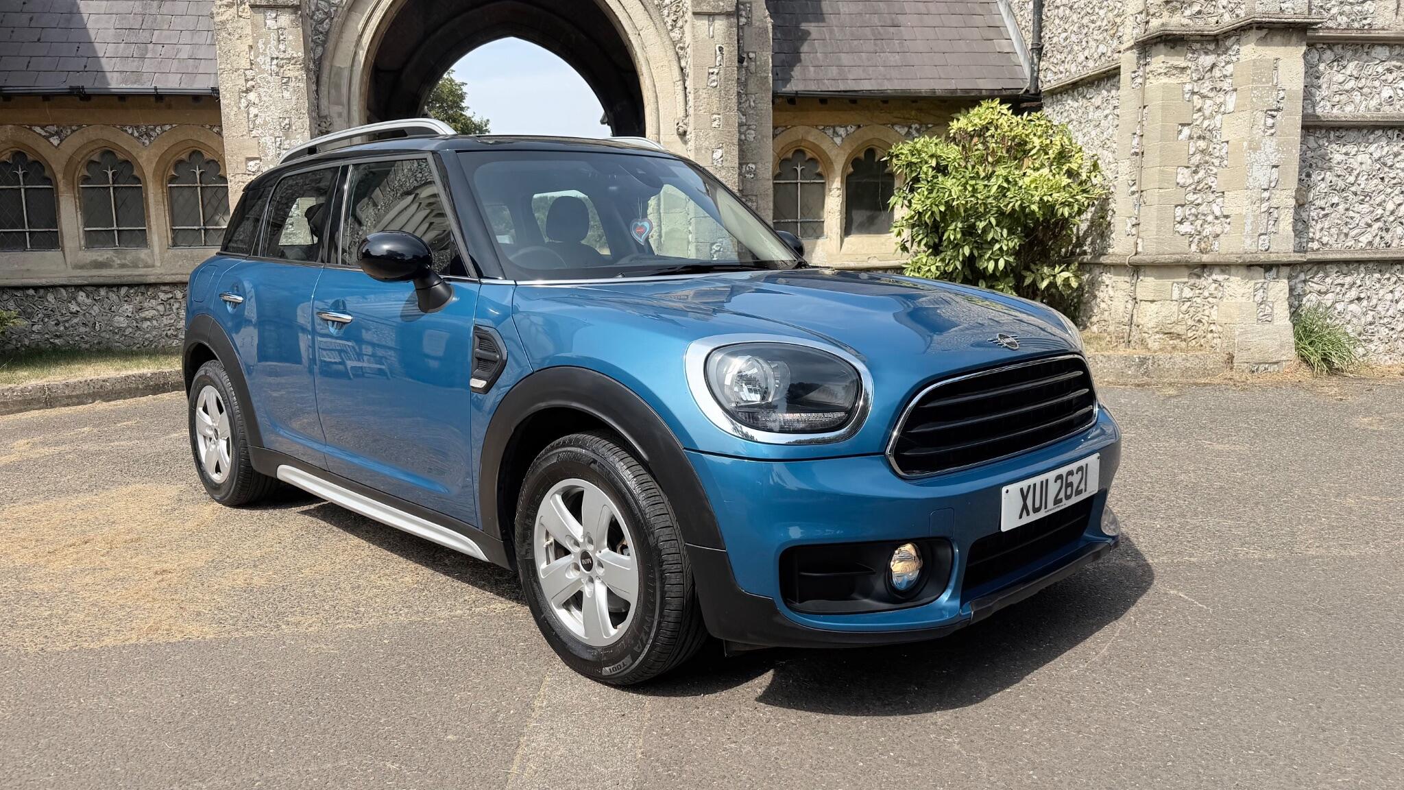 Mini Countryman view 4