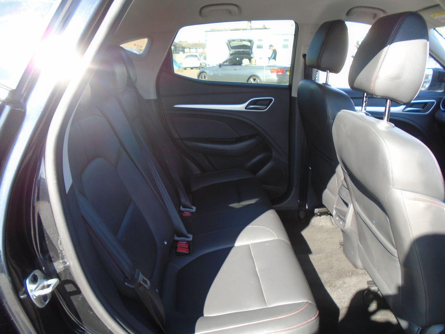 MG MG ZS view 9
