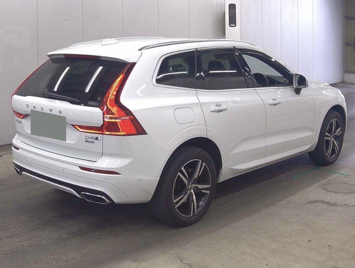 Volvo XC60 view 4