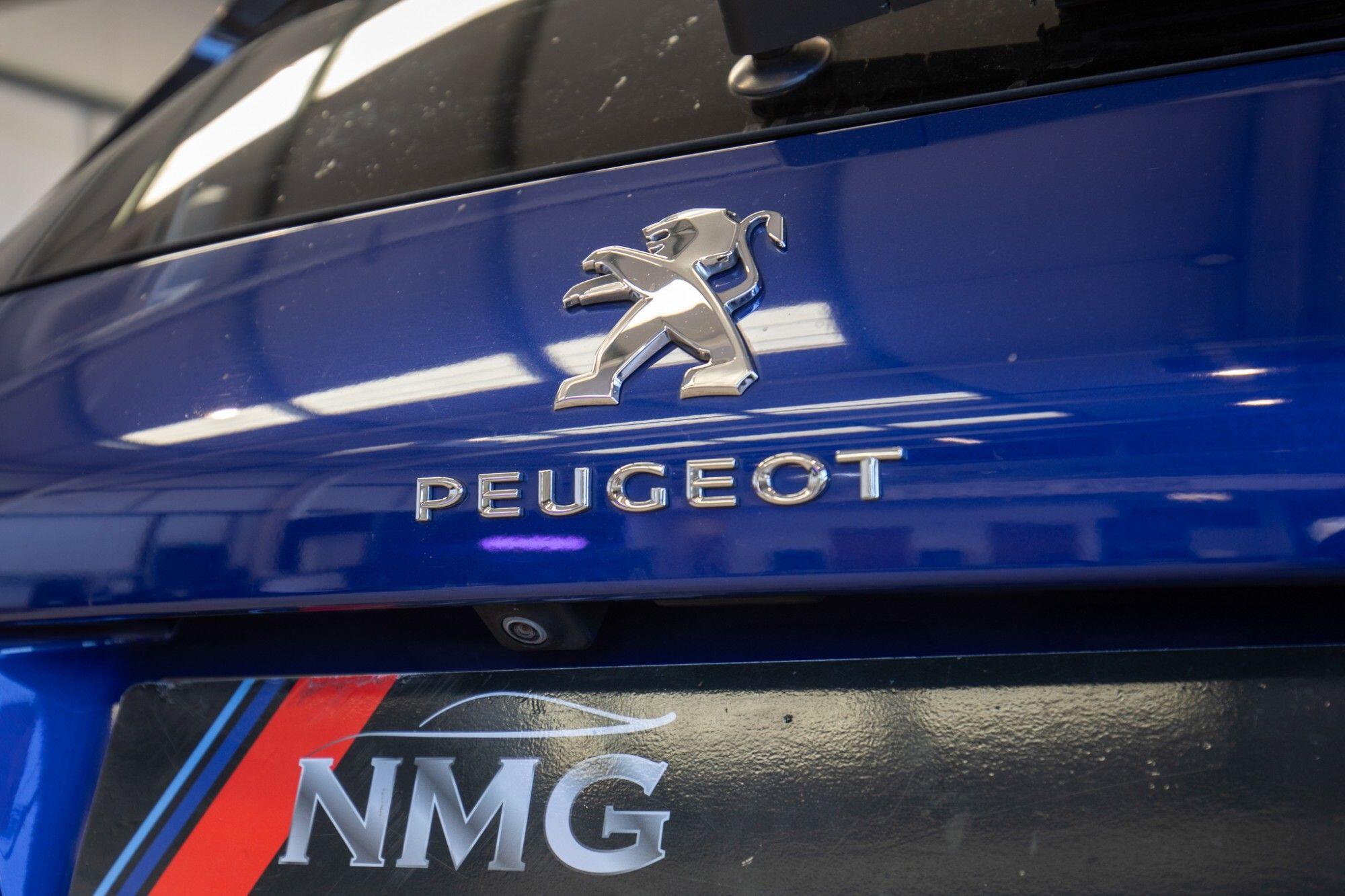Peugeot 308 view 14