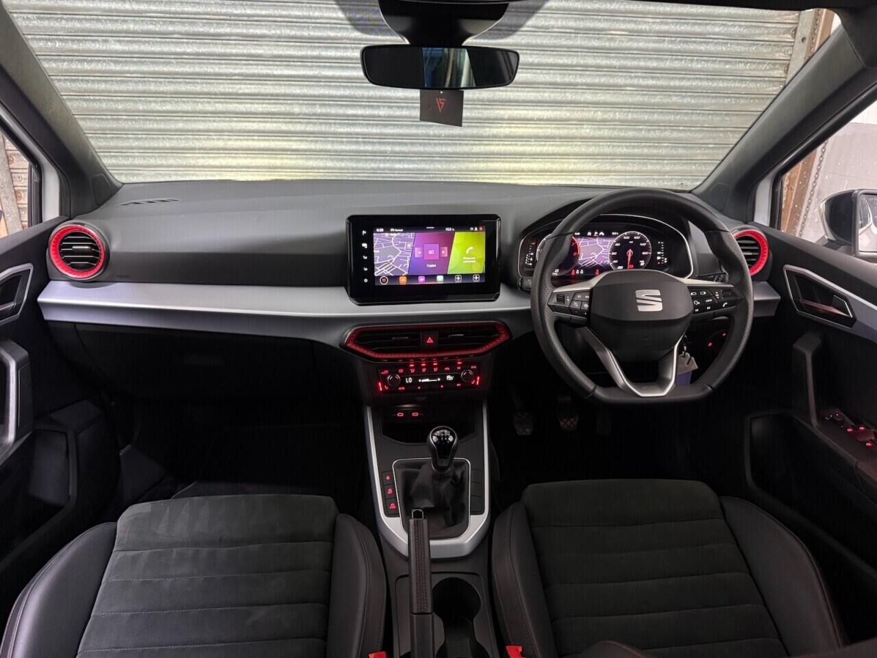 Seat Arona view 12