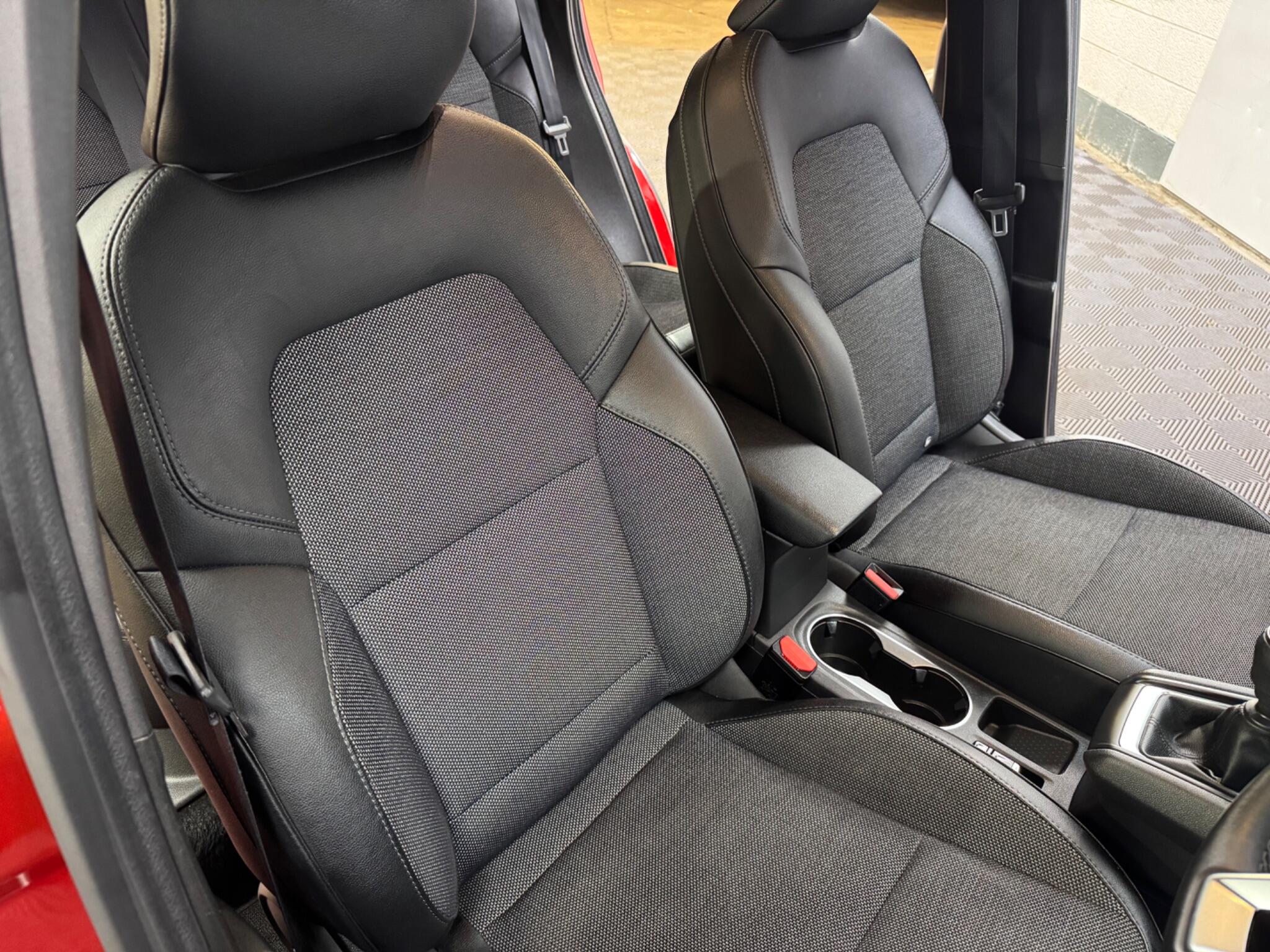 Renault Captur view 12